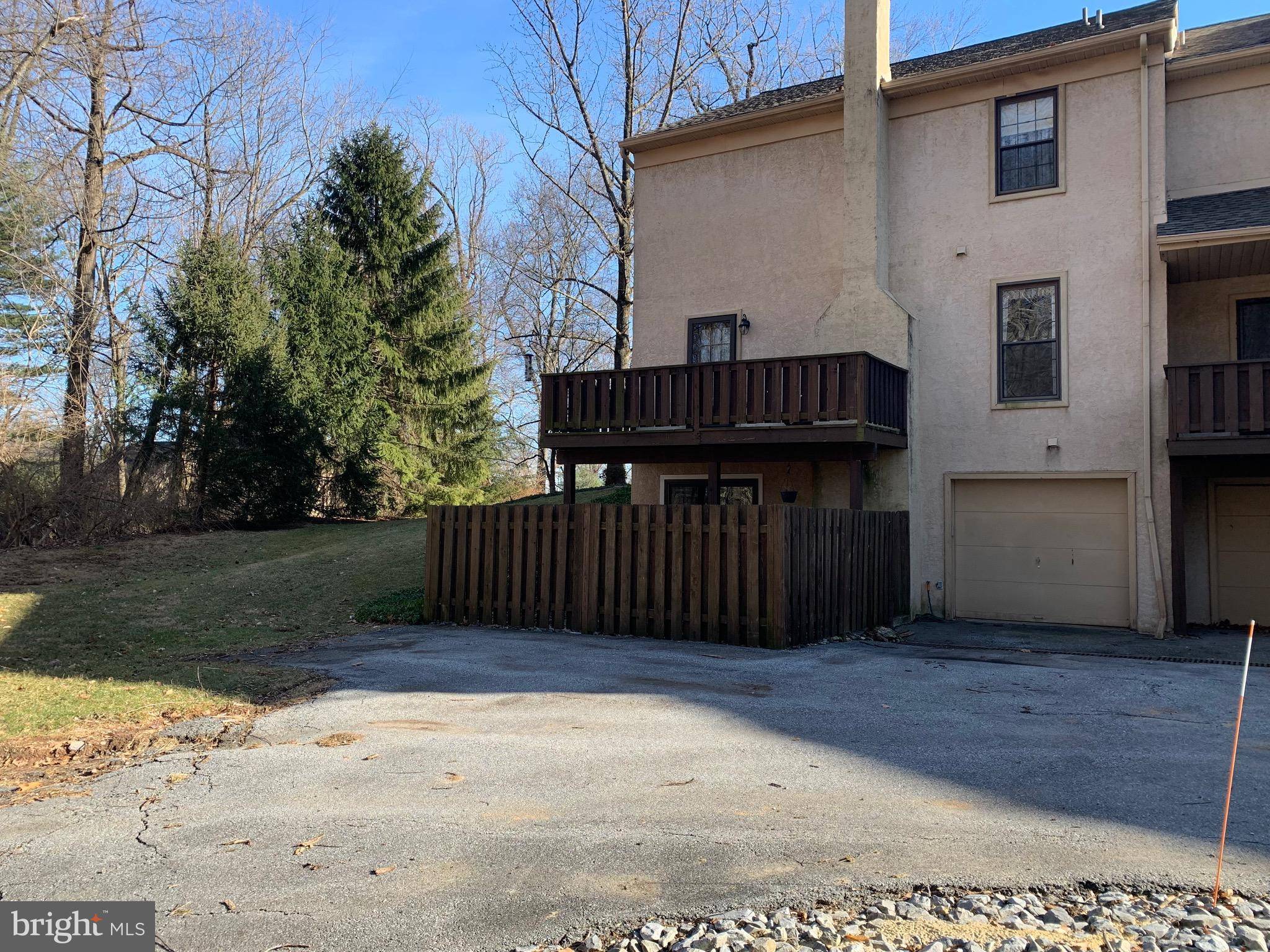 Paoli, PA 19301,1606 WEATHERSTONE DR