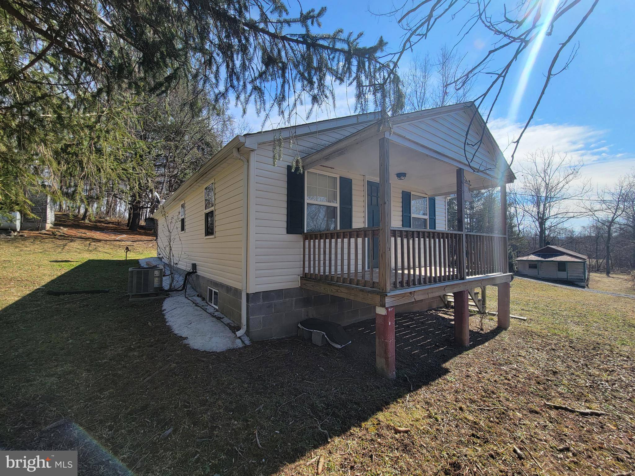 Hedgesville, WV 25427,5952 BACK CREEK VALLEY RD