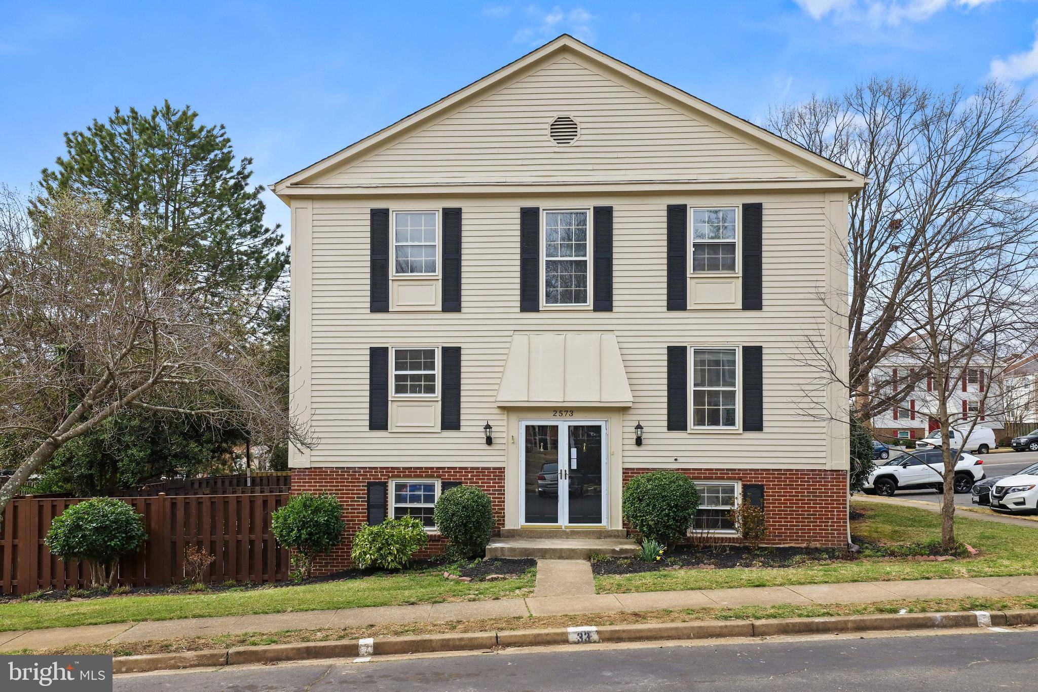 Alexandria, VA 22306,2573 WINDBREAK DR