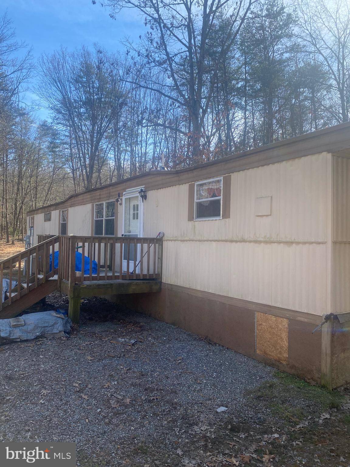 Great Cacapon, WV 25422,317 PLEASANT DALE LN