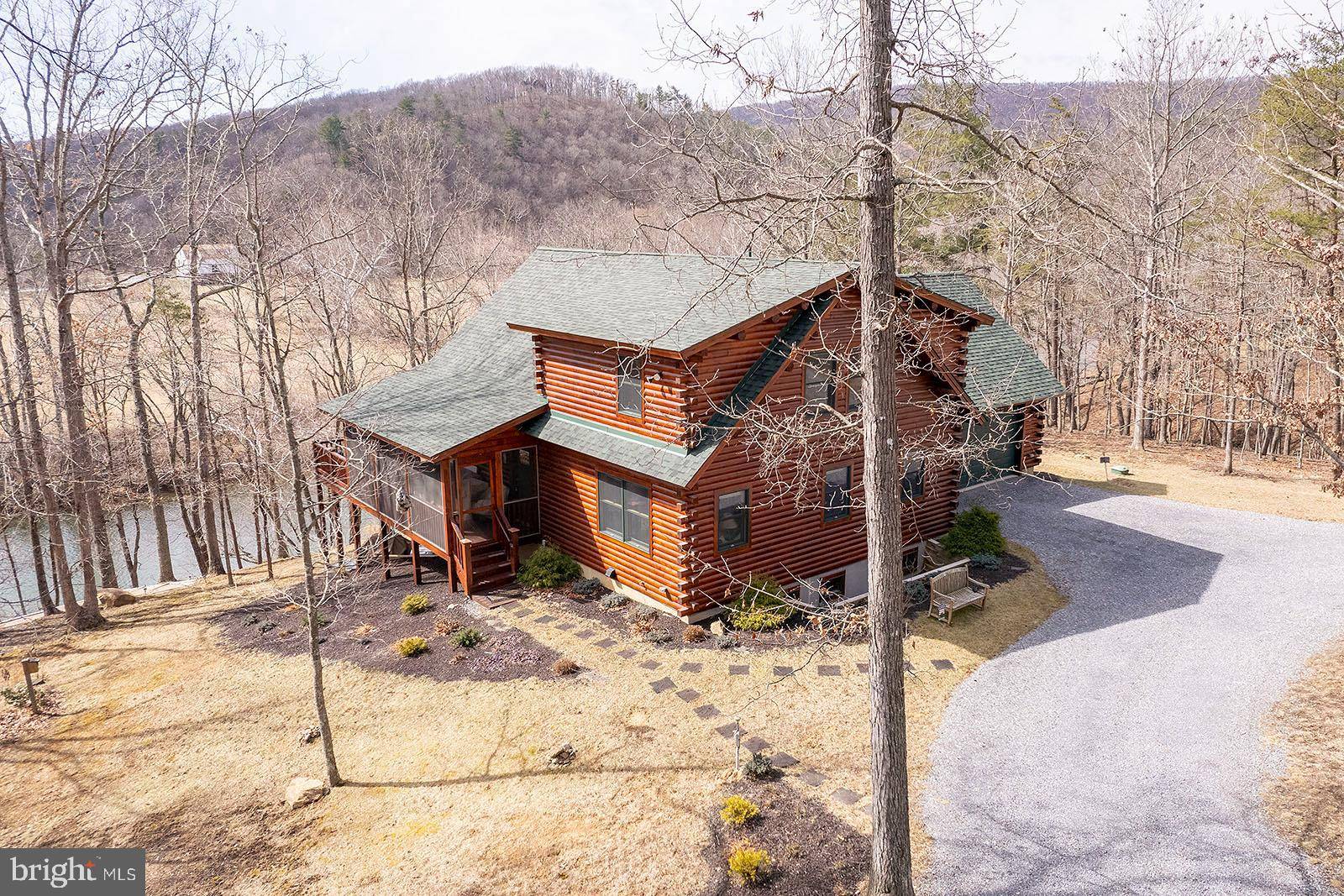 Paw Paw, WV 25434,303 RIVER BEND DR