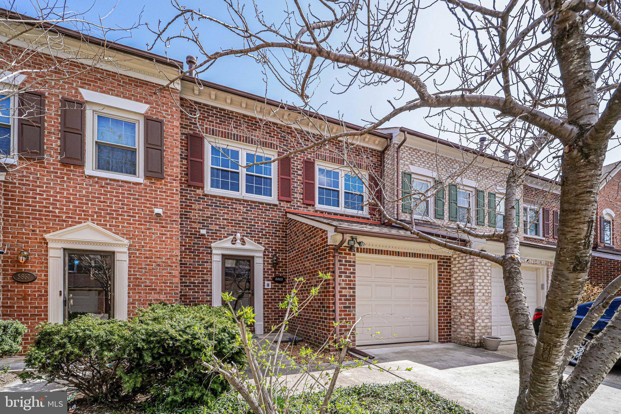 Alexandria, VA 22310,5869 WOODFIELD ESTATES DR