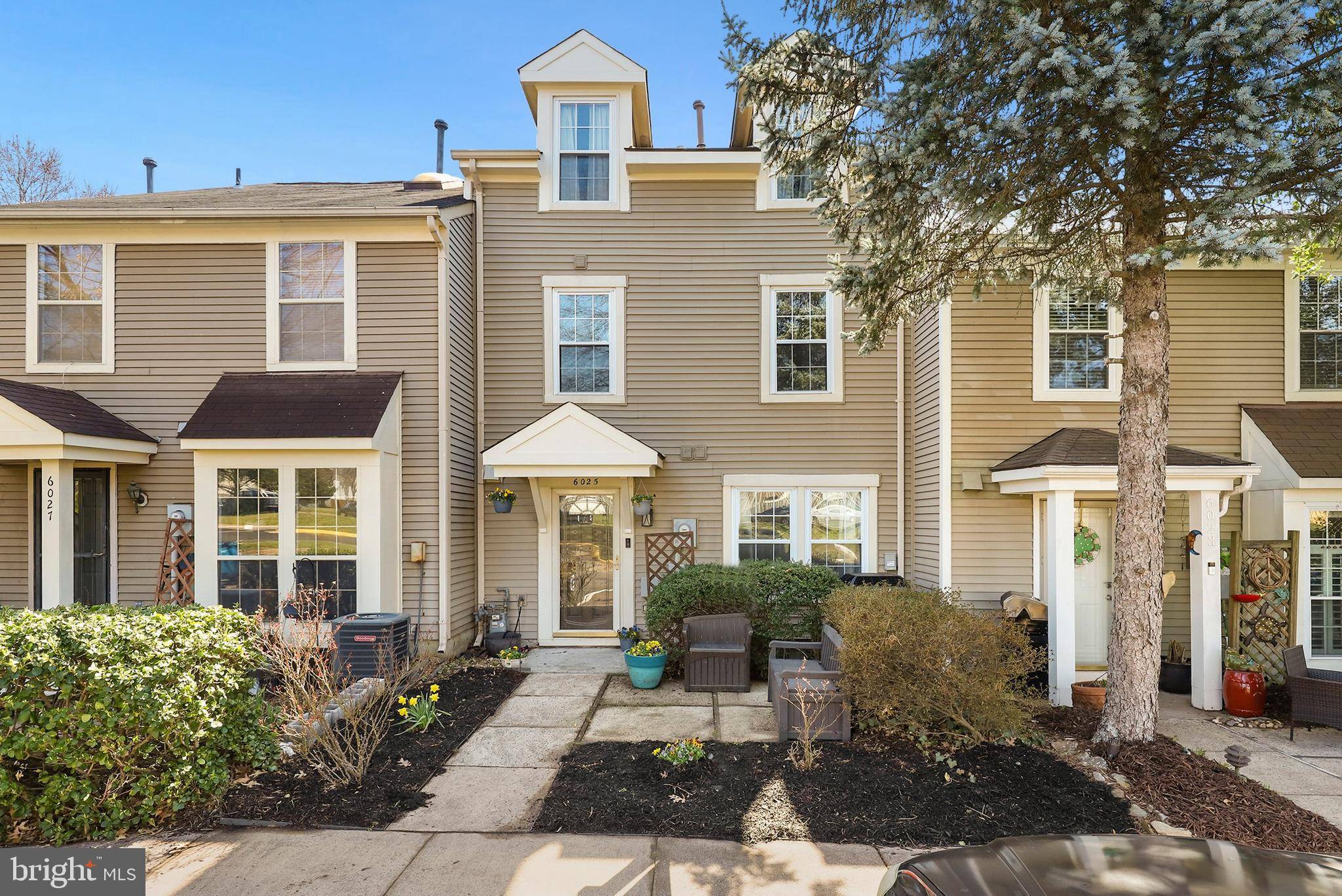 Centreville, VA 20120,6025 NETHERTON ST