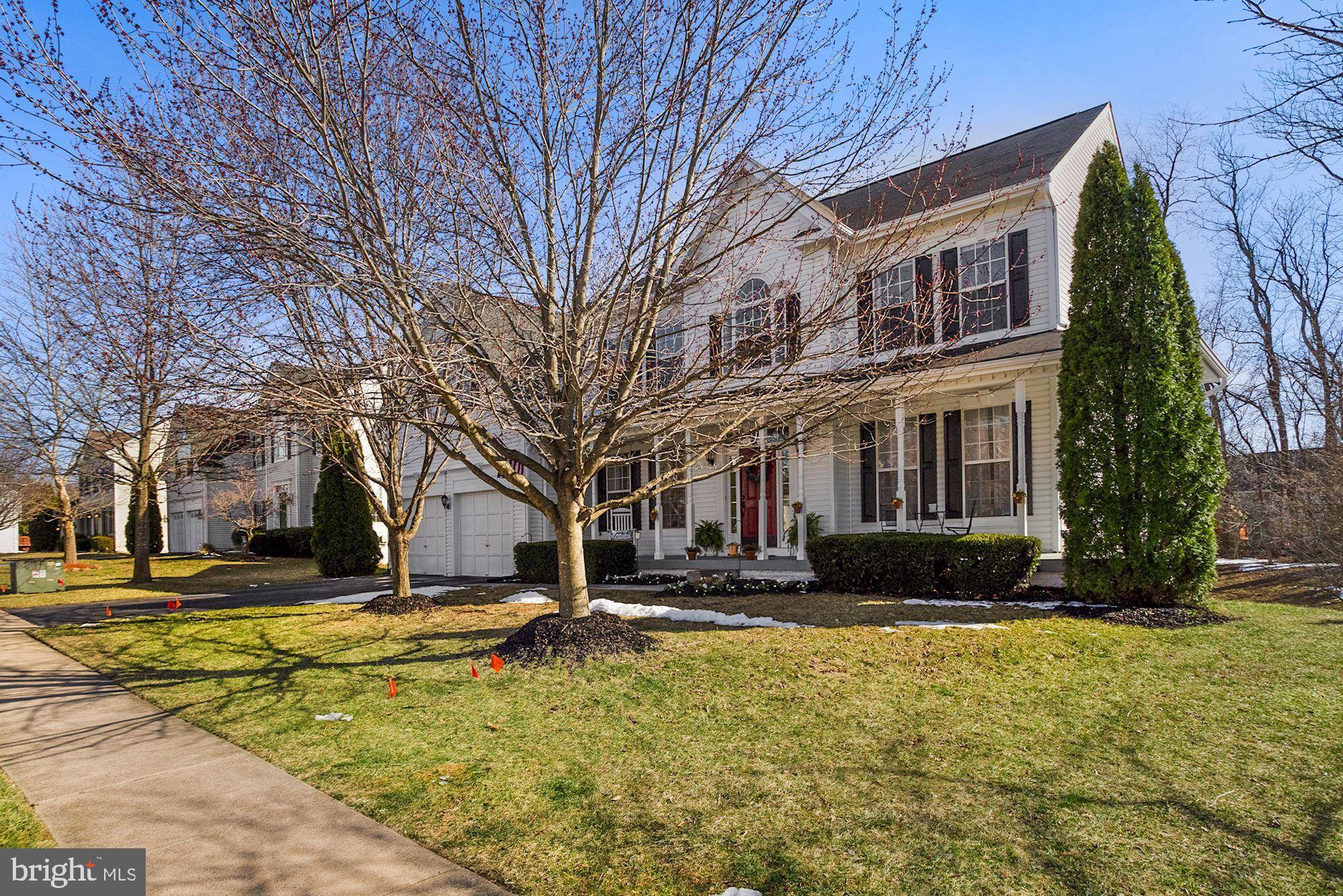 Round Hill, VA 20141,35793 PARK HEIGHTS CIR