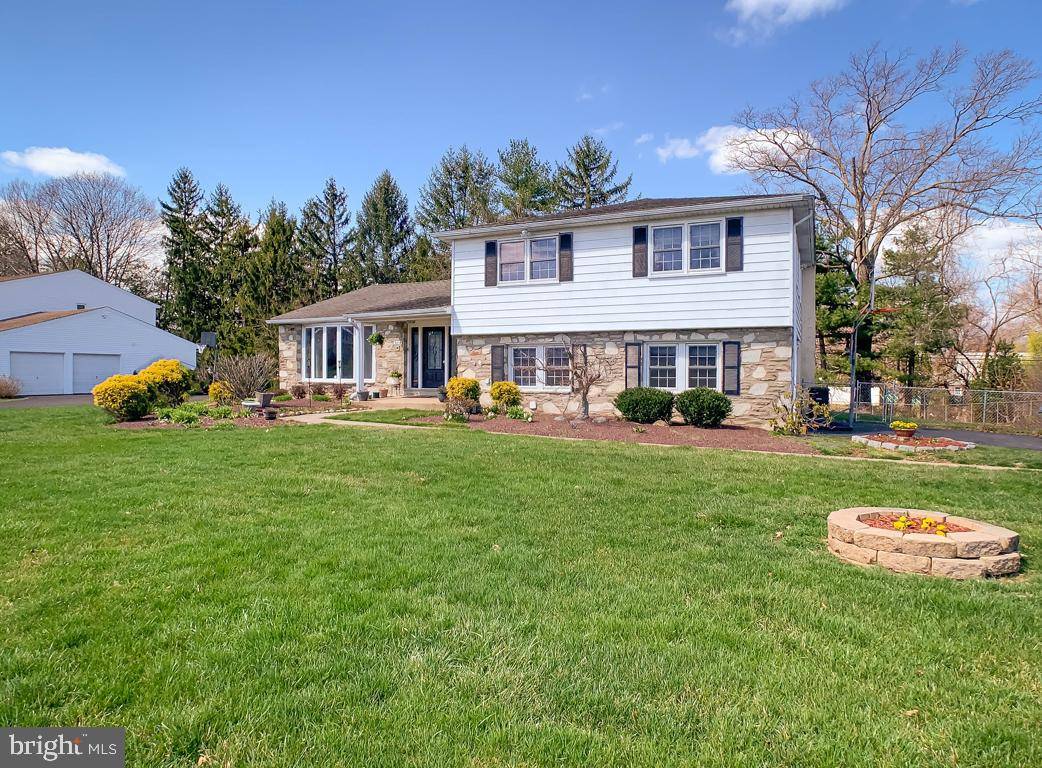 Huntingdon Valley, PA 19006,3618 CHIMNEY SWIFT DR