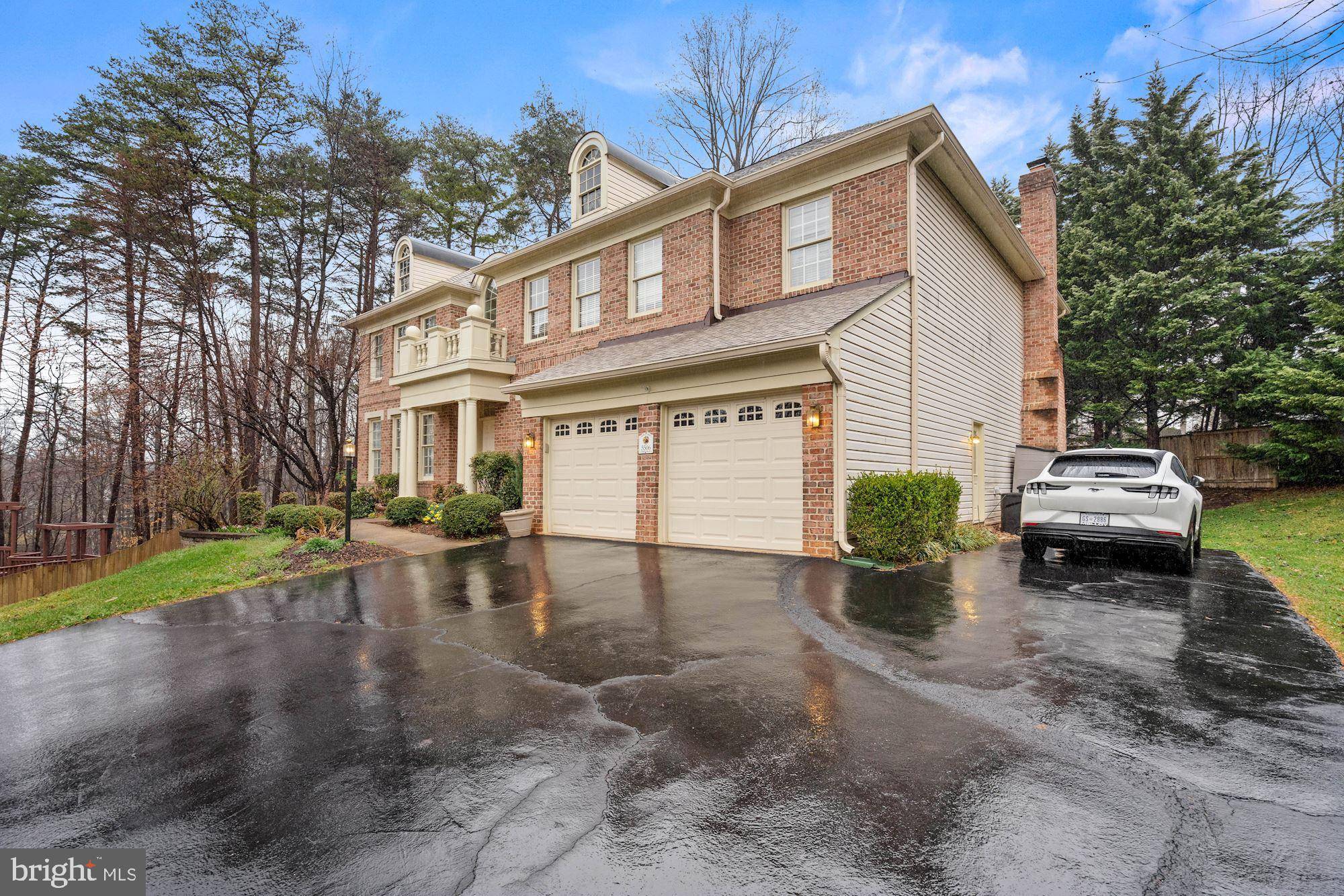 Fairfax, VA 22030,5506 HAMLET HILL CT