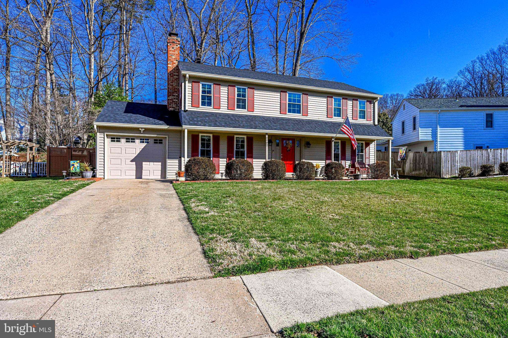 Burke, VA 22015,8902 LONGMEAD CT