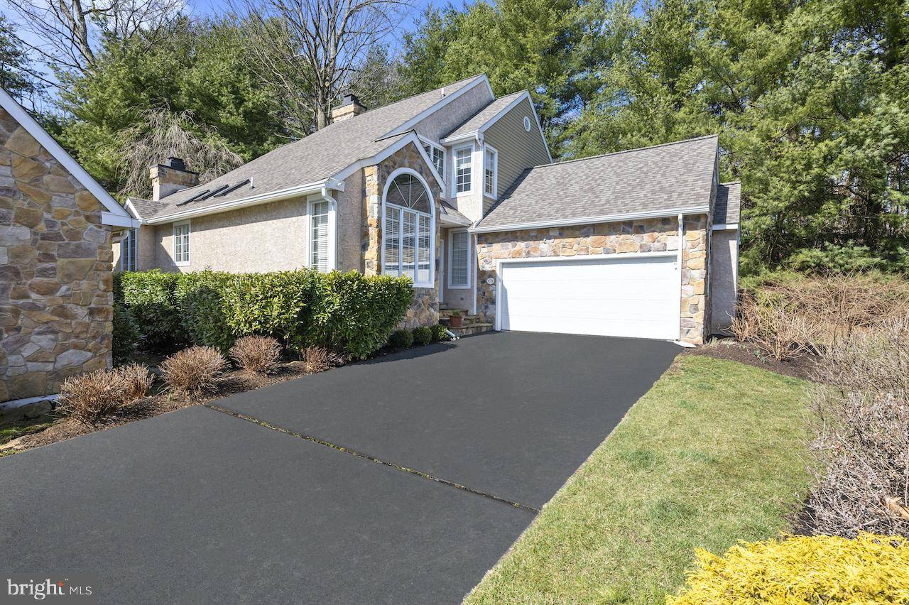 Newtown Square, PA 19073,65 BRIDLE WAY