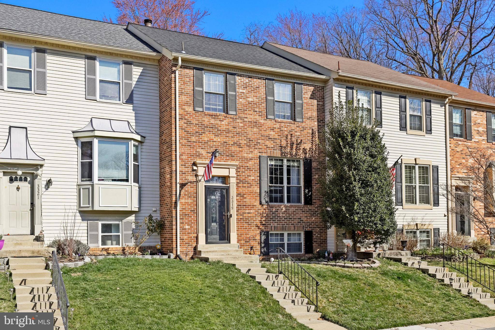 Herndon, VA 20171,3319 STONE HEATHER CT