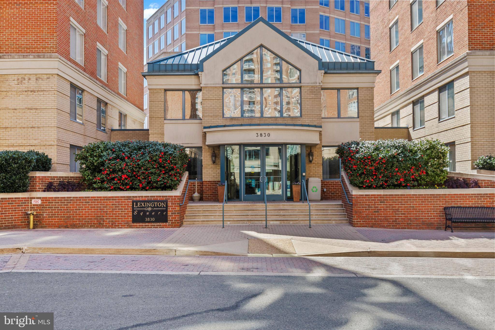 Arlington, VA 22203,3830 9TH ST N #505W