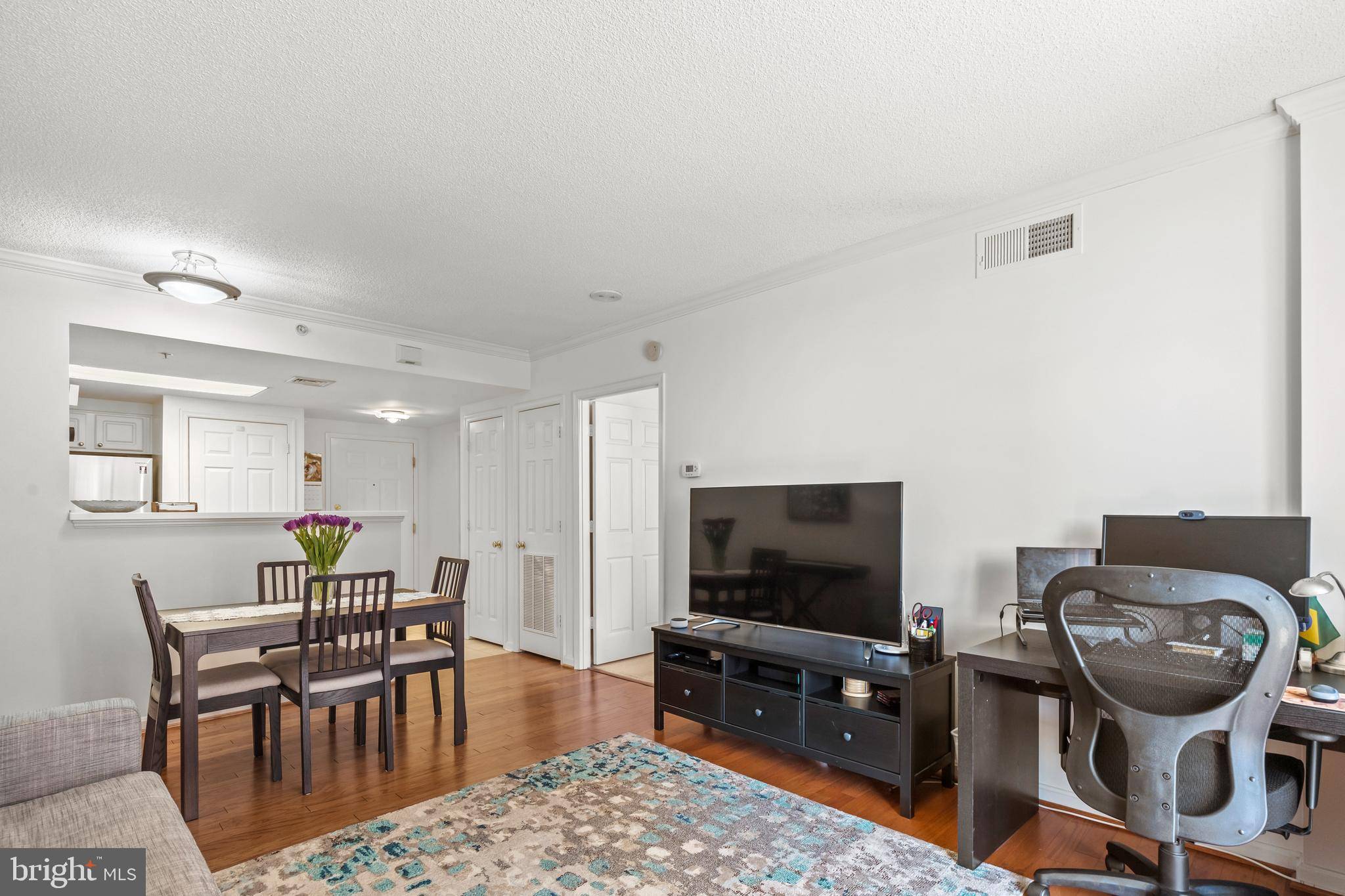 Arlington, VA 22203,3830 9TH ST N #505W