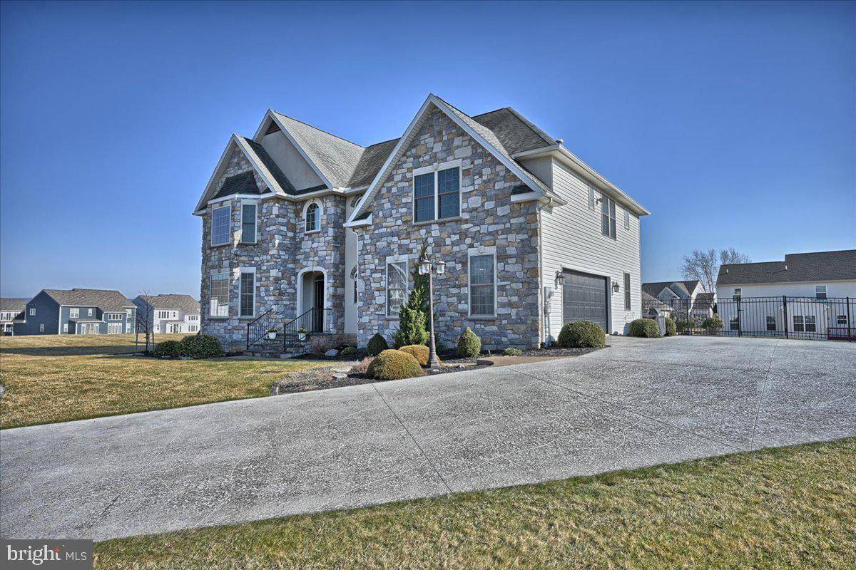 Mechanicsburg, PA 17050,11 SPRING VIEW CT