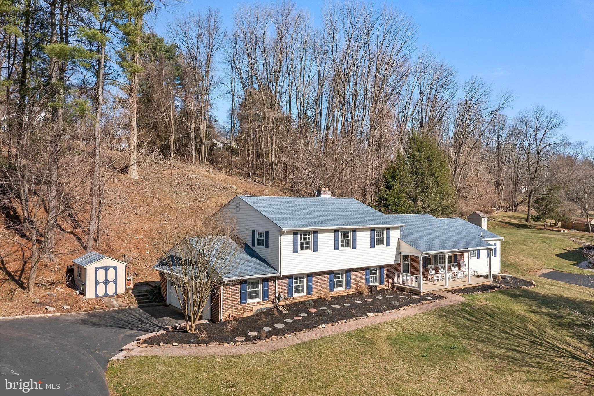 Glen Mills, PA 19342,272 IVY LN