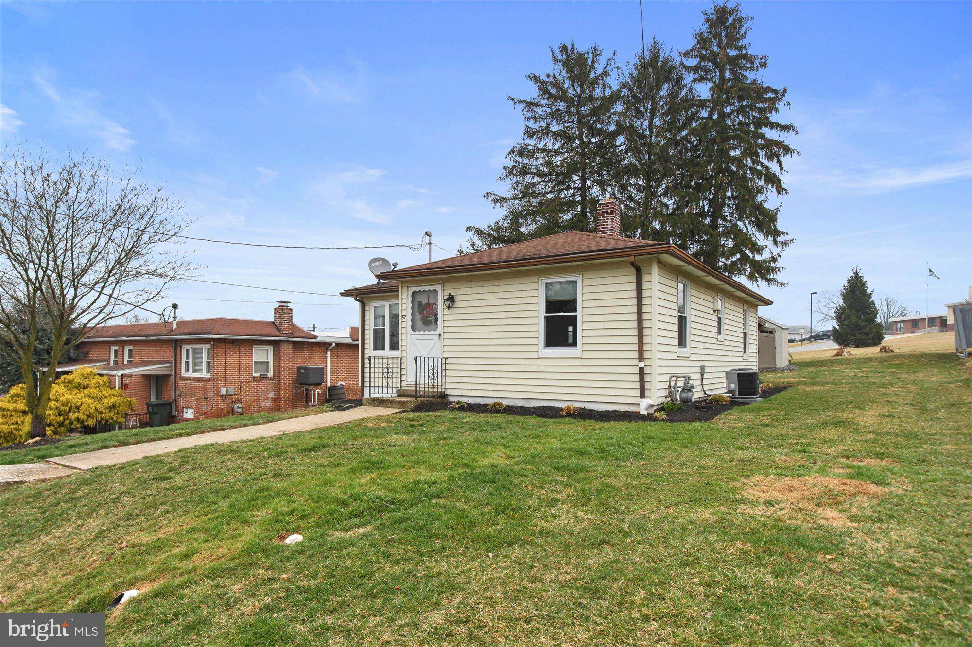 Windsor, PA 17366,57 2ND ST