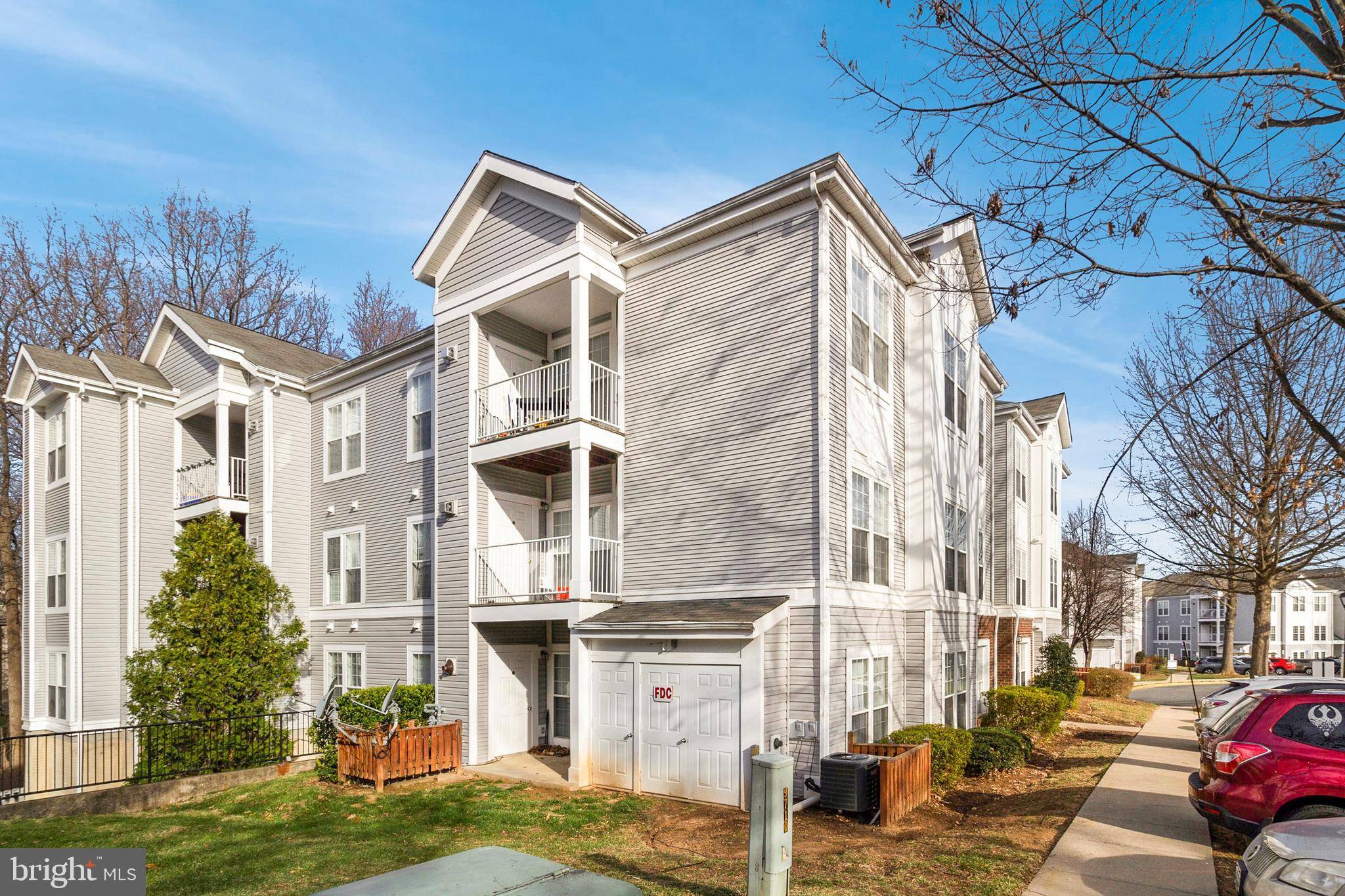 Gaithersburg, MD 20886,9720 LEATHERFERN TER #303-241