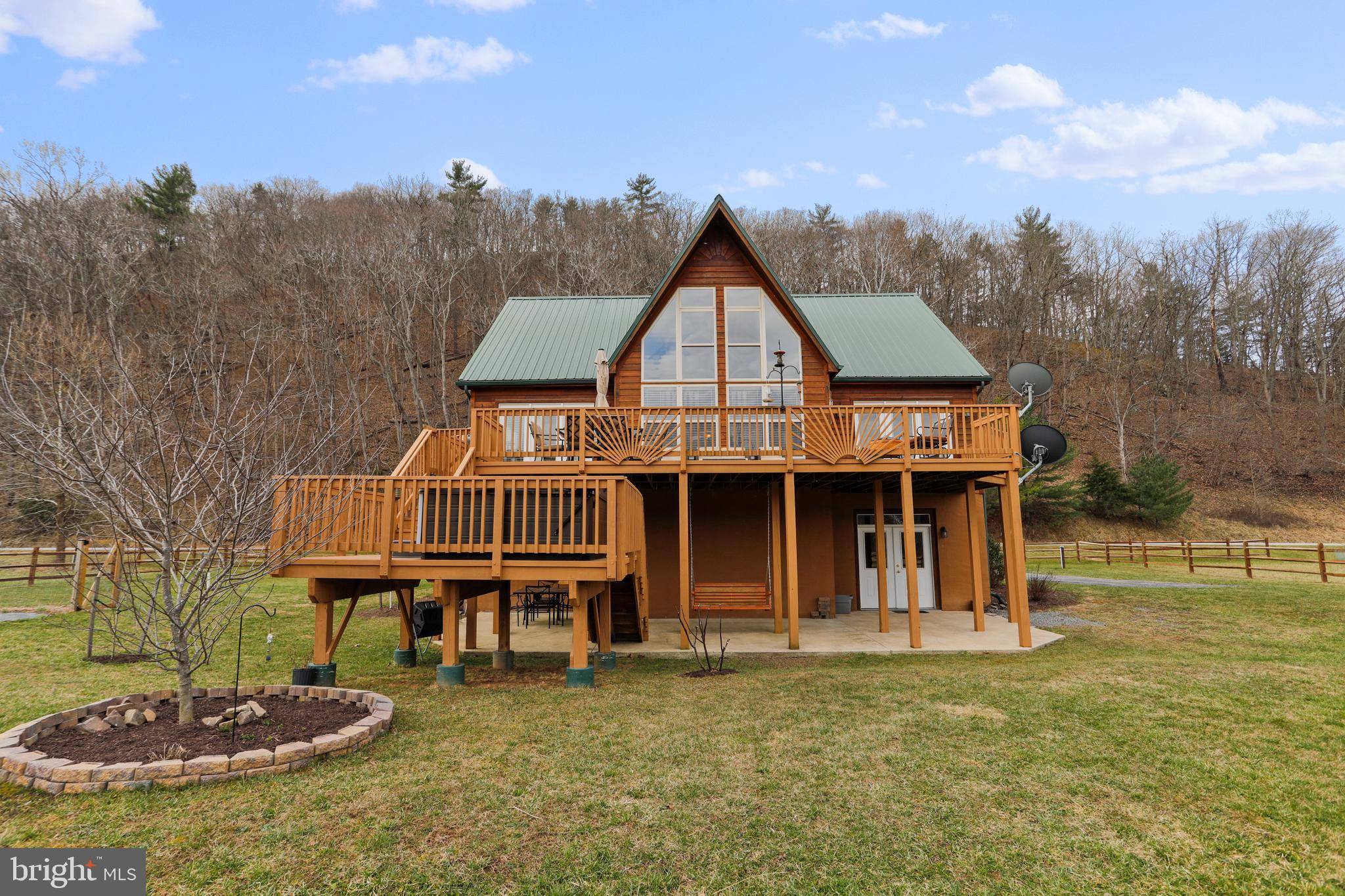 Paw Paw, WV 25434,131 DEER MEADOW RD