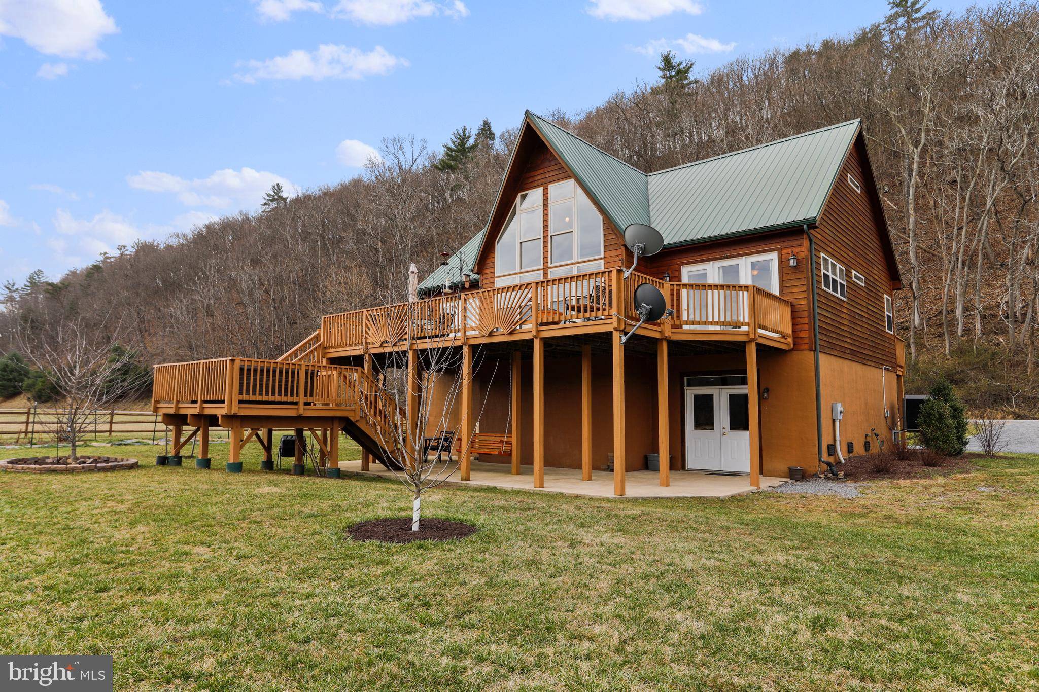 Paw Paw, WV 25434,131 DEER MEADOW RD