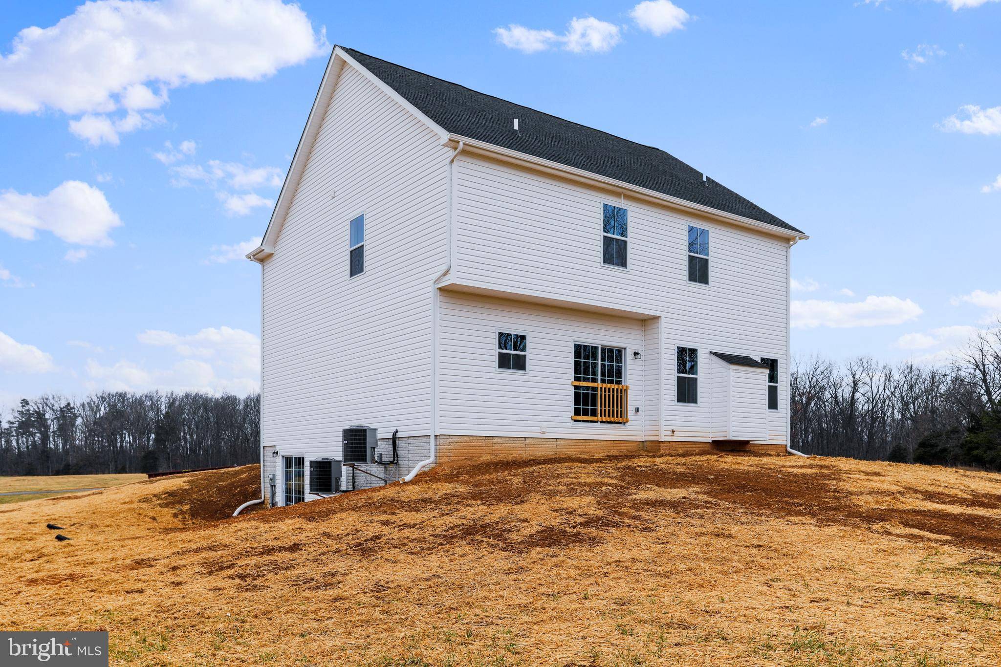 Kearneysville, WV 25430,84 TRIPLE CROWN CT