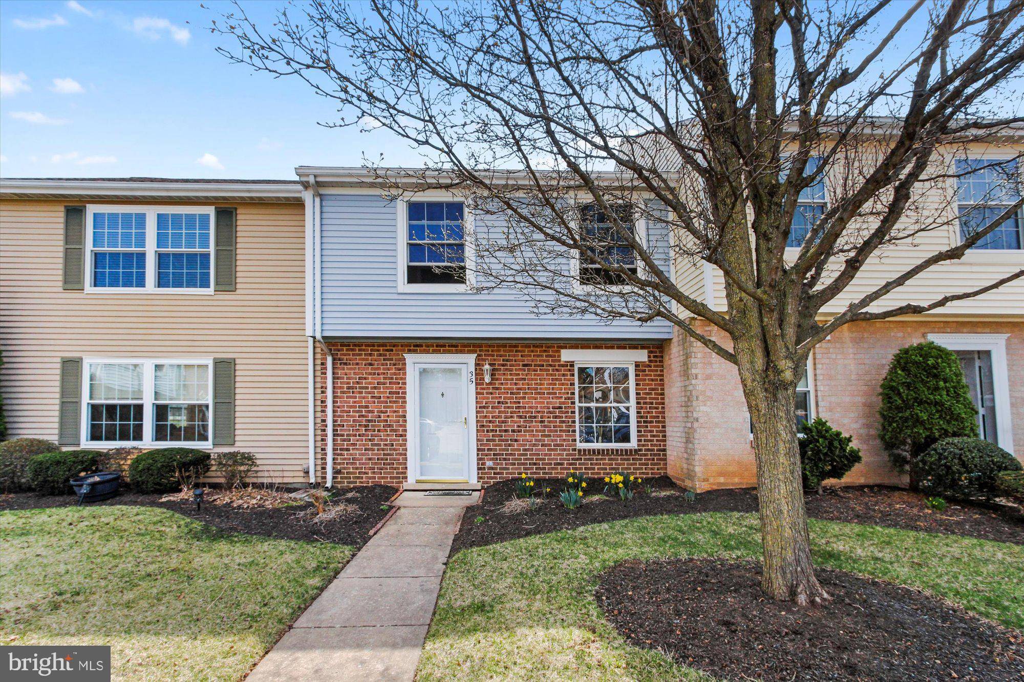 York, PA 17404,35 WILLIAMSTOWN CIR #25