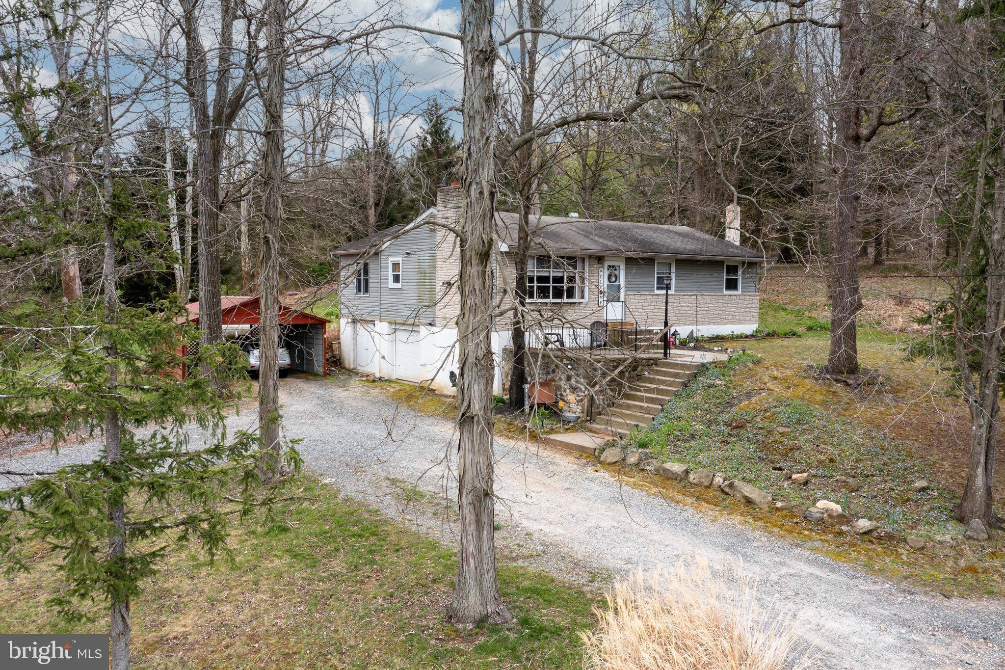 Elverson, PA 19520,470 TRYTHALL RD