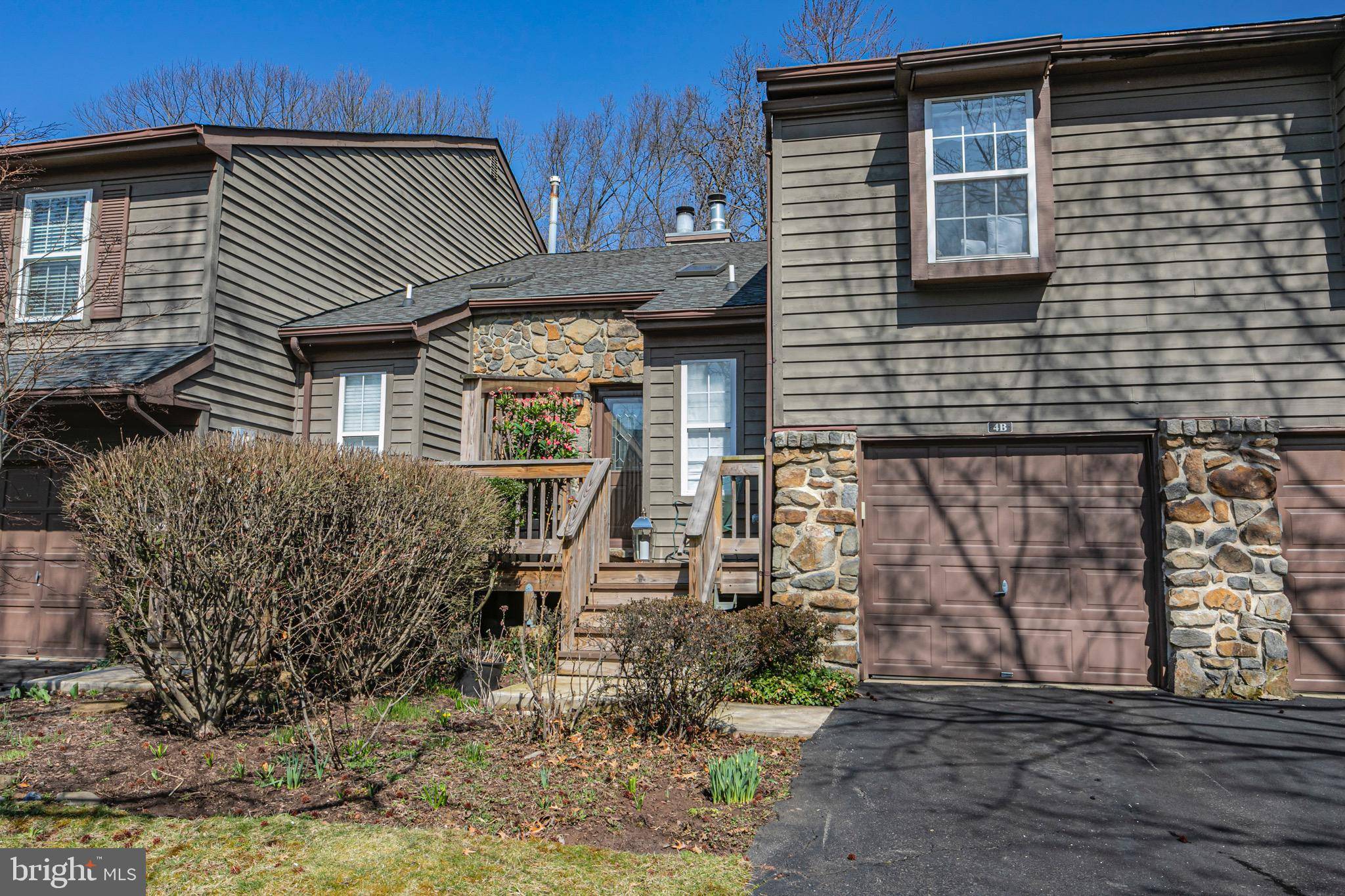 Princeton, NJ 08540,4-B BROOKLINE CT