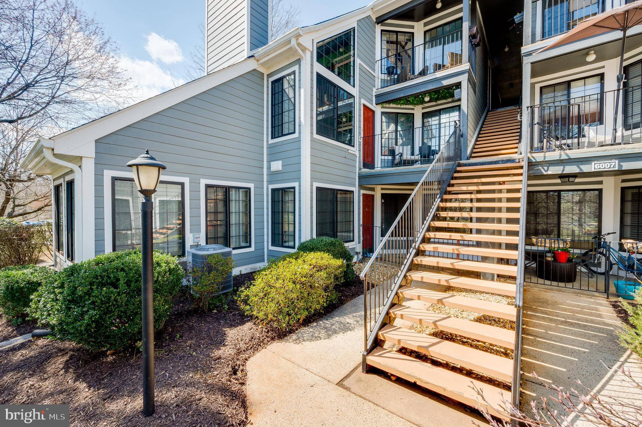 Alexandria, VA 22315,6007 ELLESMERE CT #18E