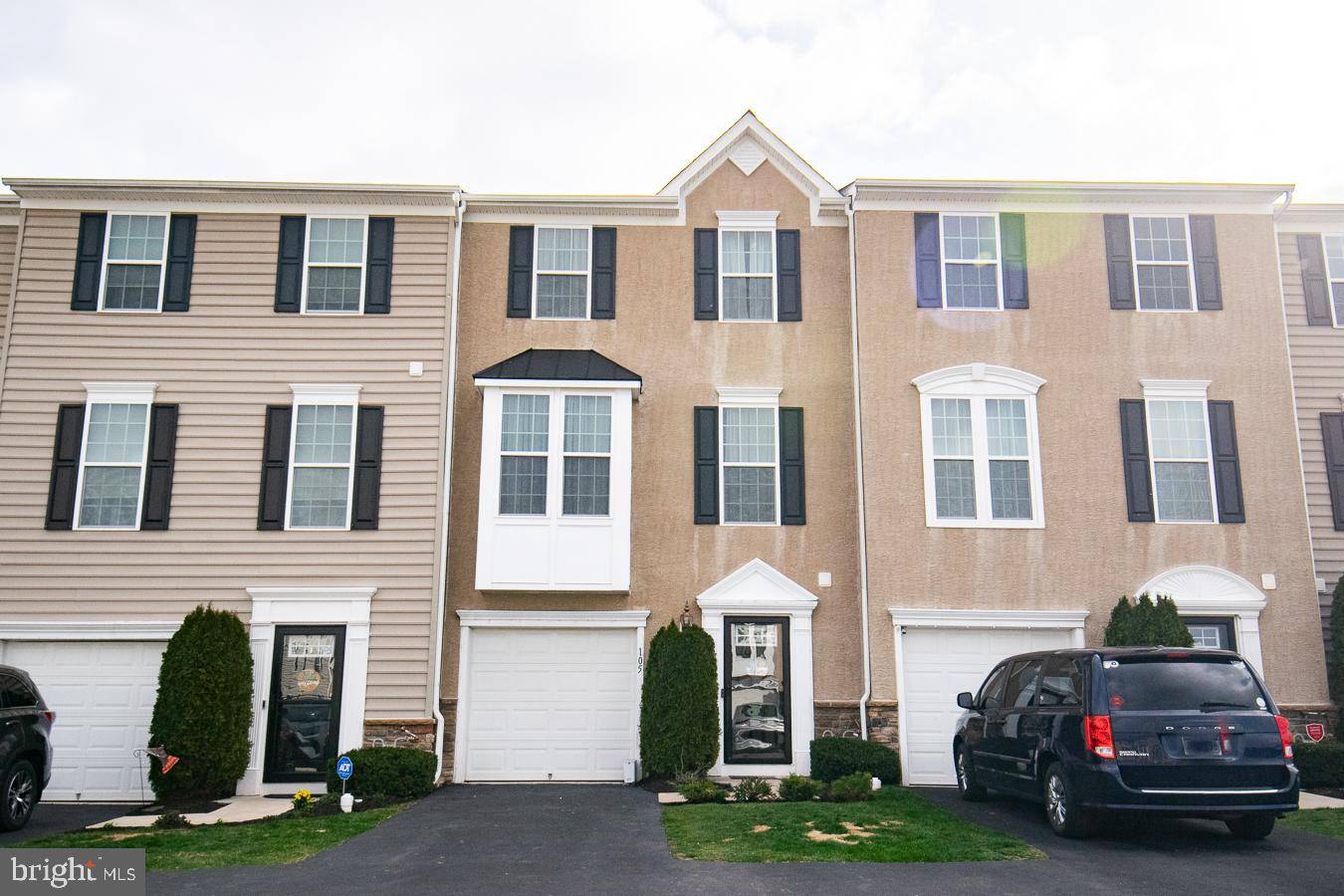 Gilbertsville, PA 19525,105 SANDPIPER CT