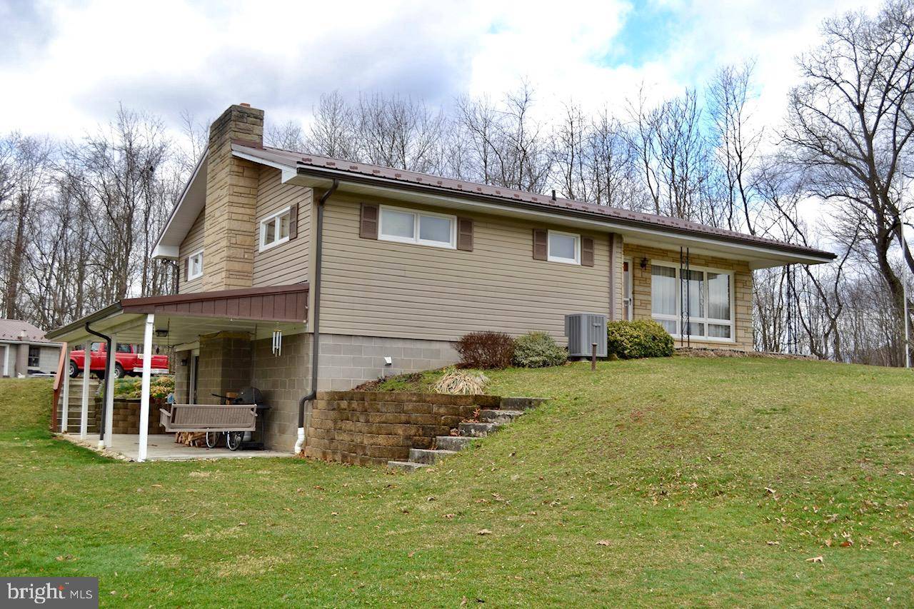 Hyndman, PA 15545,203 WINDY LN