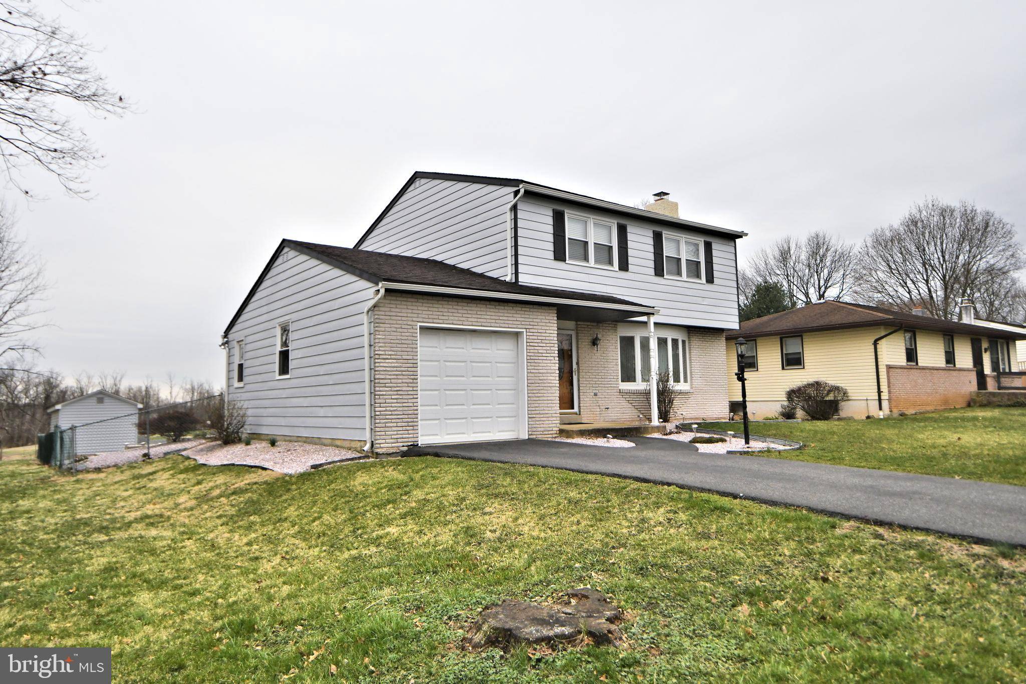 Bechtelsville, PA 19505,70 MULBERRY LN