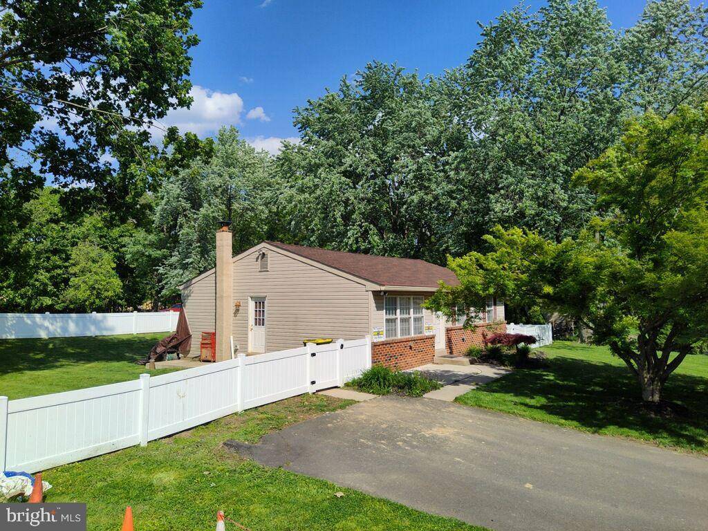 Hatboro, PA 19040,102 LORI LN