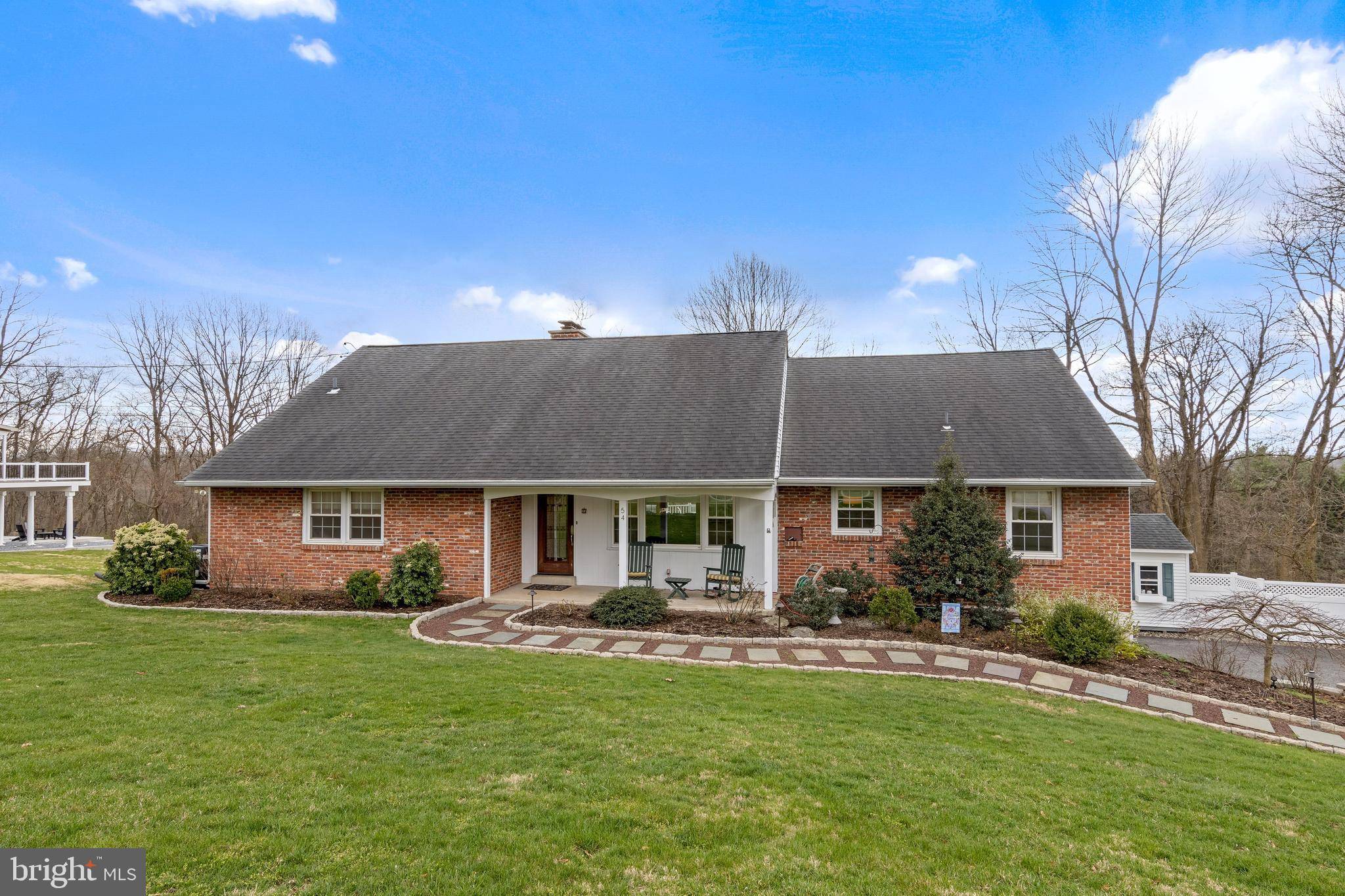 Newtown Square, PA 19073,54 LLANGOLLEN LN