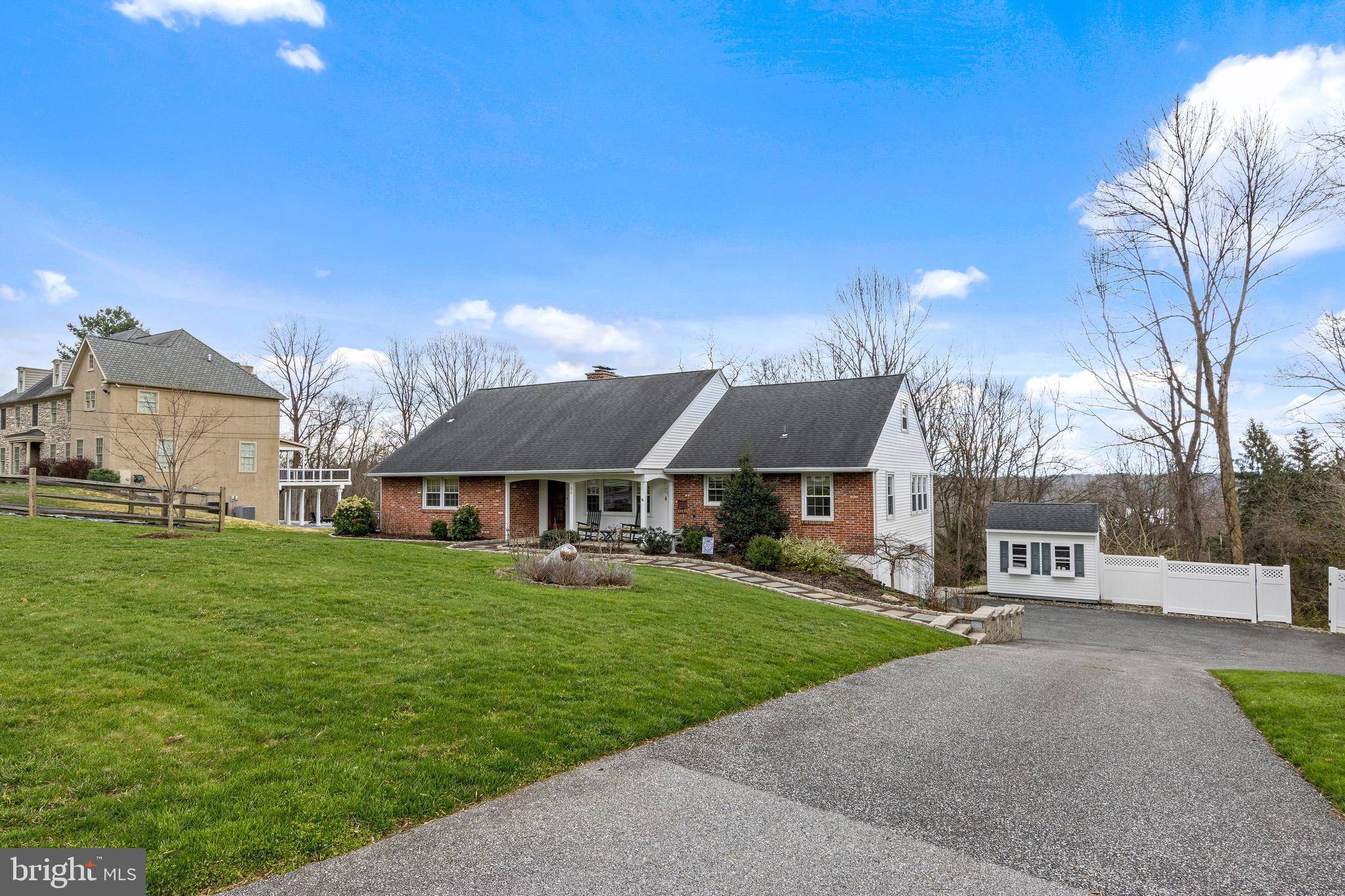 Newtown Square, PA 19073,54 LLANGOLLEN LN