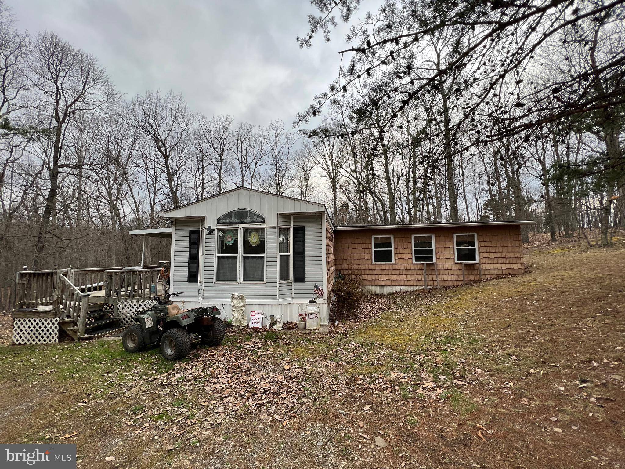 Great Cacapon, WV 25422,2298 YOUNGBLOOD RD