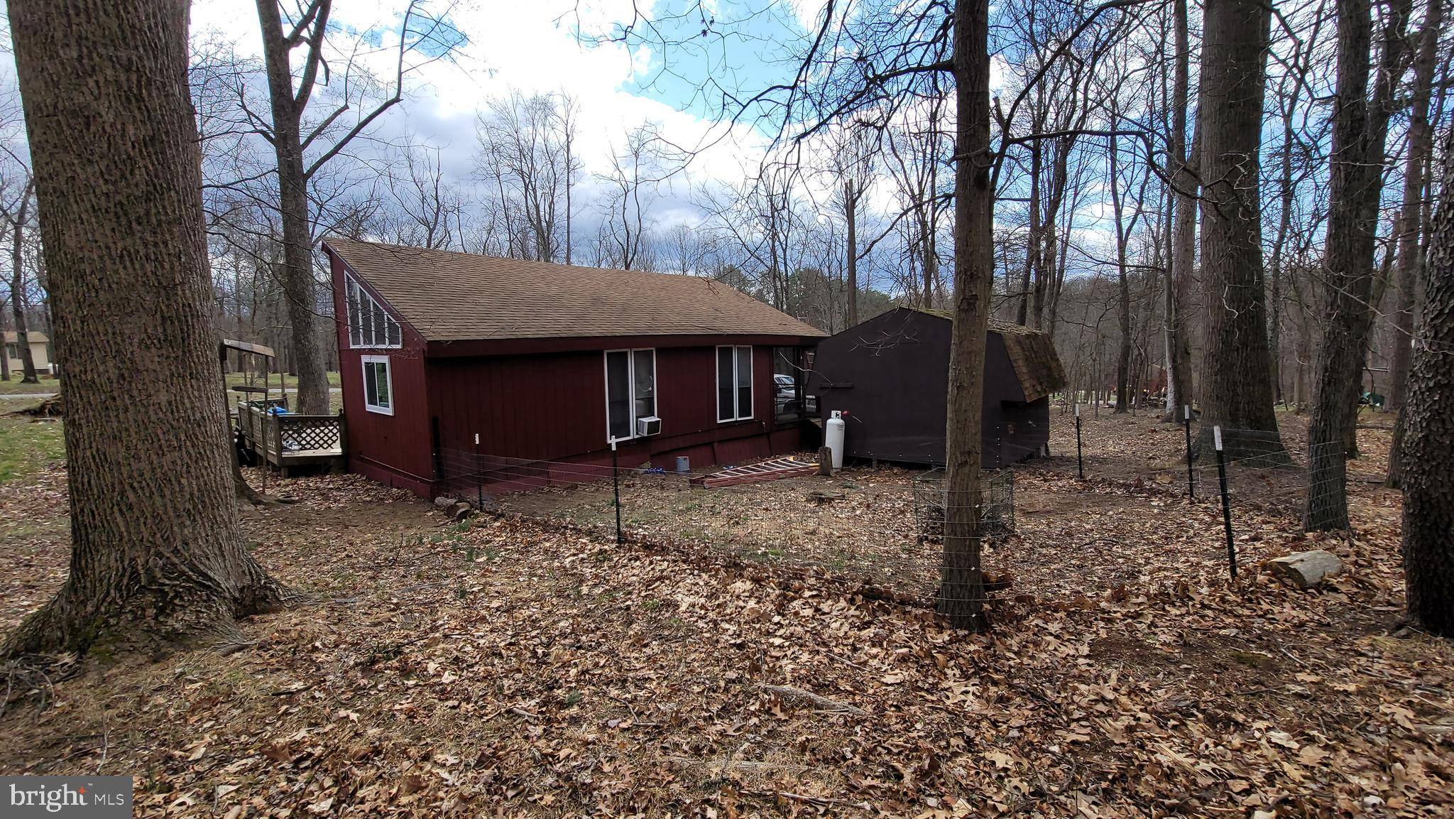 Hedgesville, WV 25427,1195 THE WOODS RD