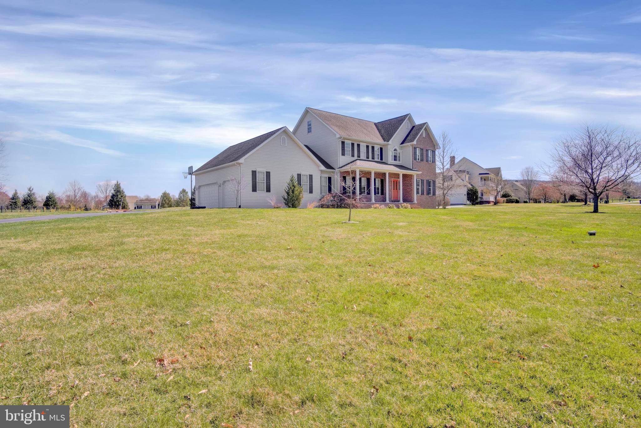 Carlisle, PA 17015,10 MCCOY LN