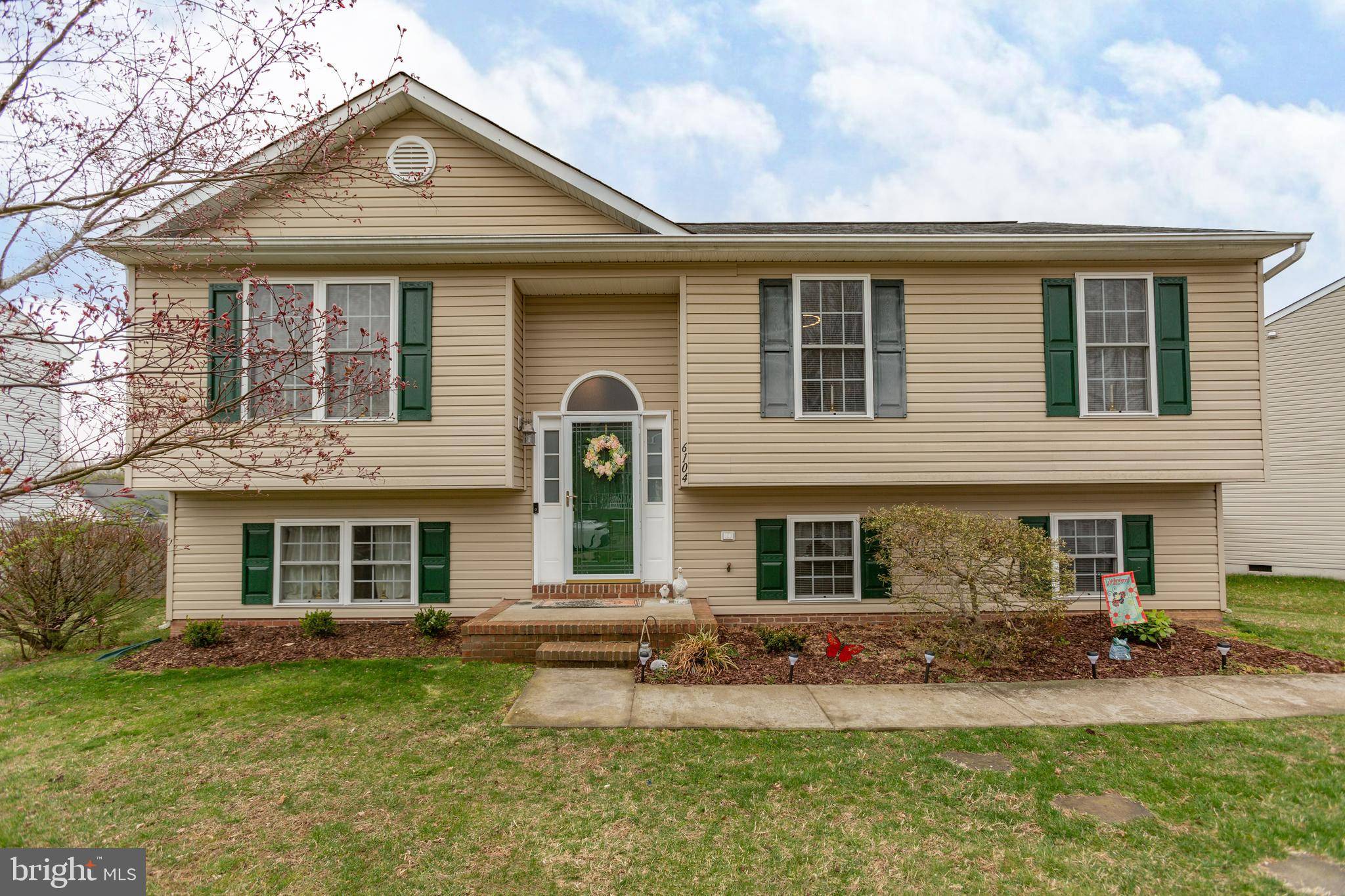 Fredericksburg, VA 22407,6104 SUNNY MEADOWS DR