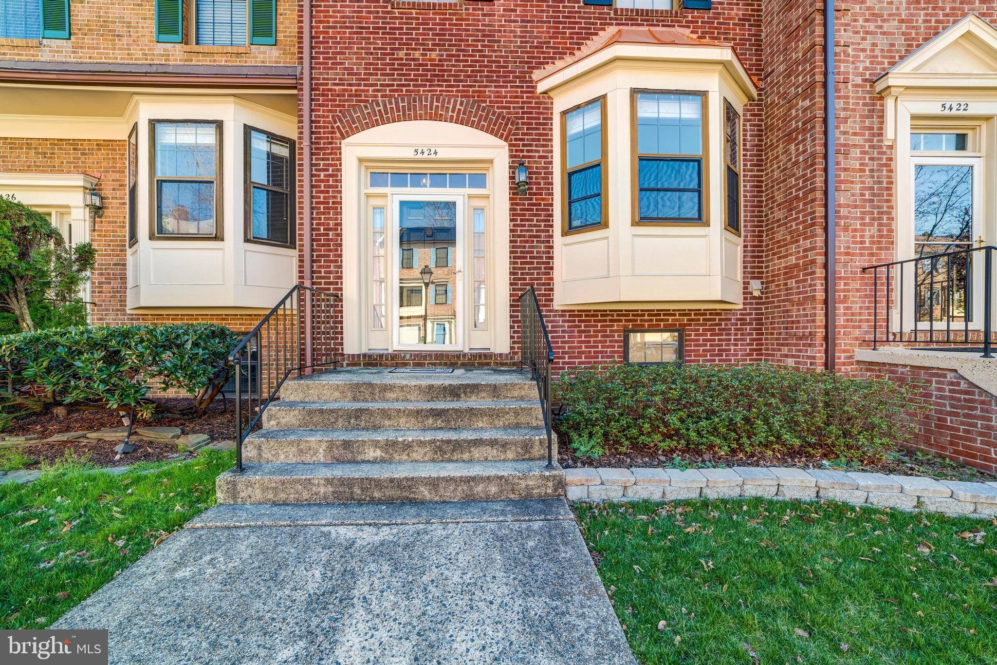 Alexandria, VA 22304,5424 BARRISTER PL