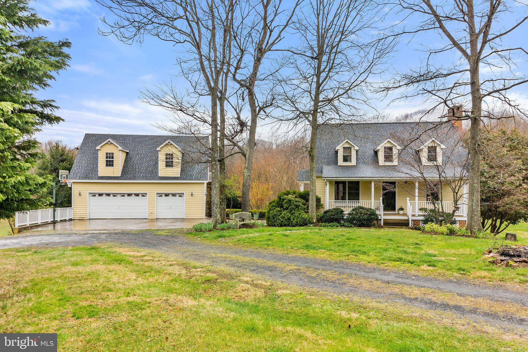 Delaplane, VA 20144,3832 COBBLER MOUNTAIN RD