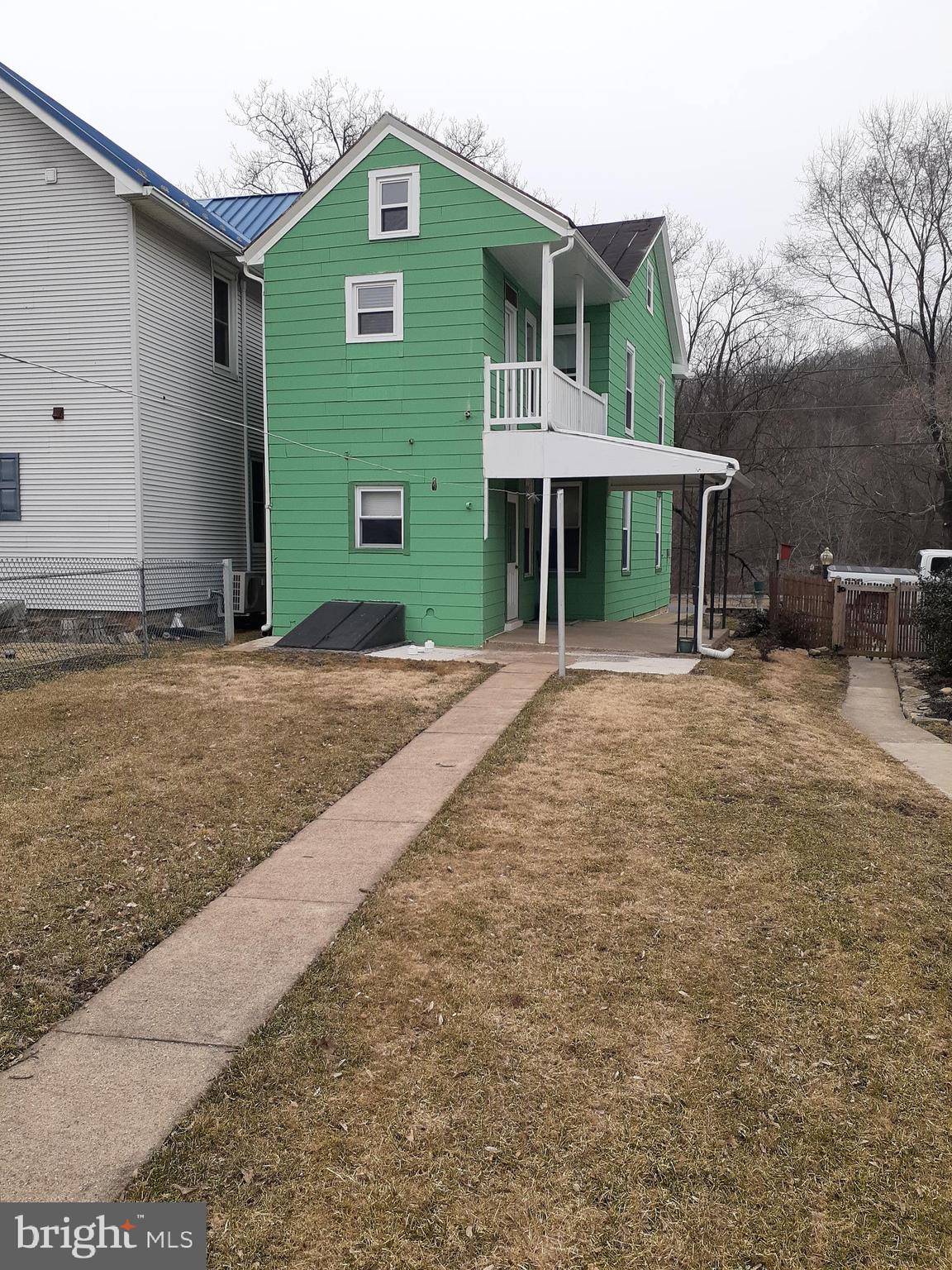 Pine Grove, PA 17963,50 CARBON ST