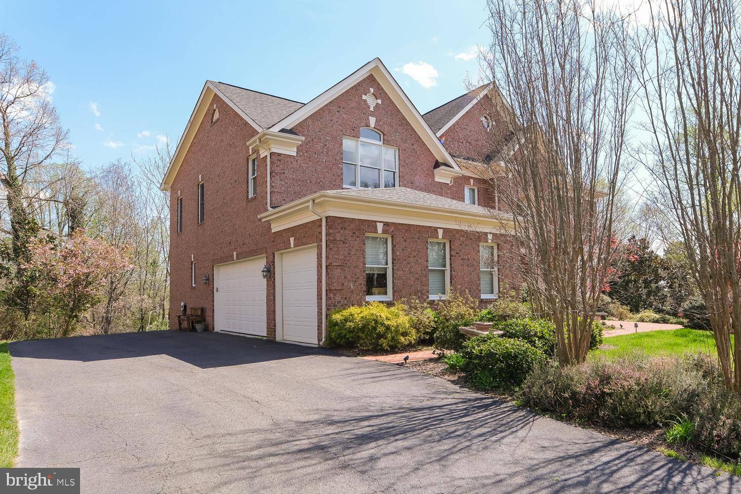 Annandale, VA 22003,4365 KNOB HILL CT