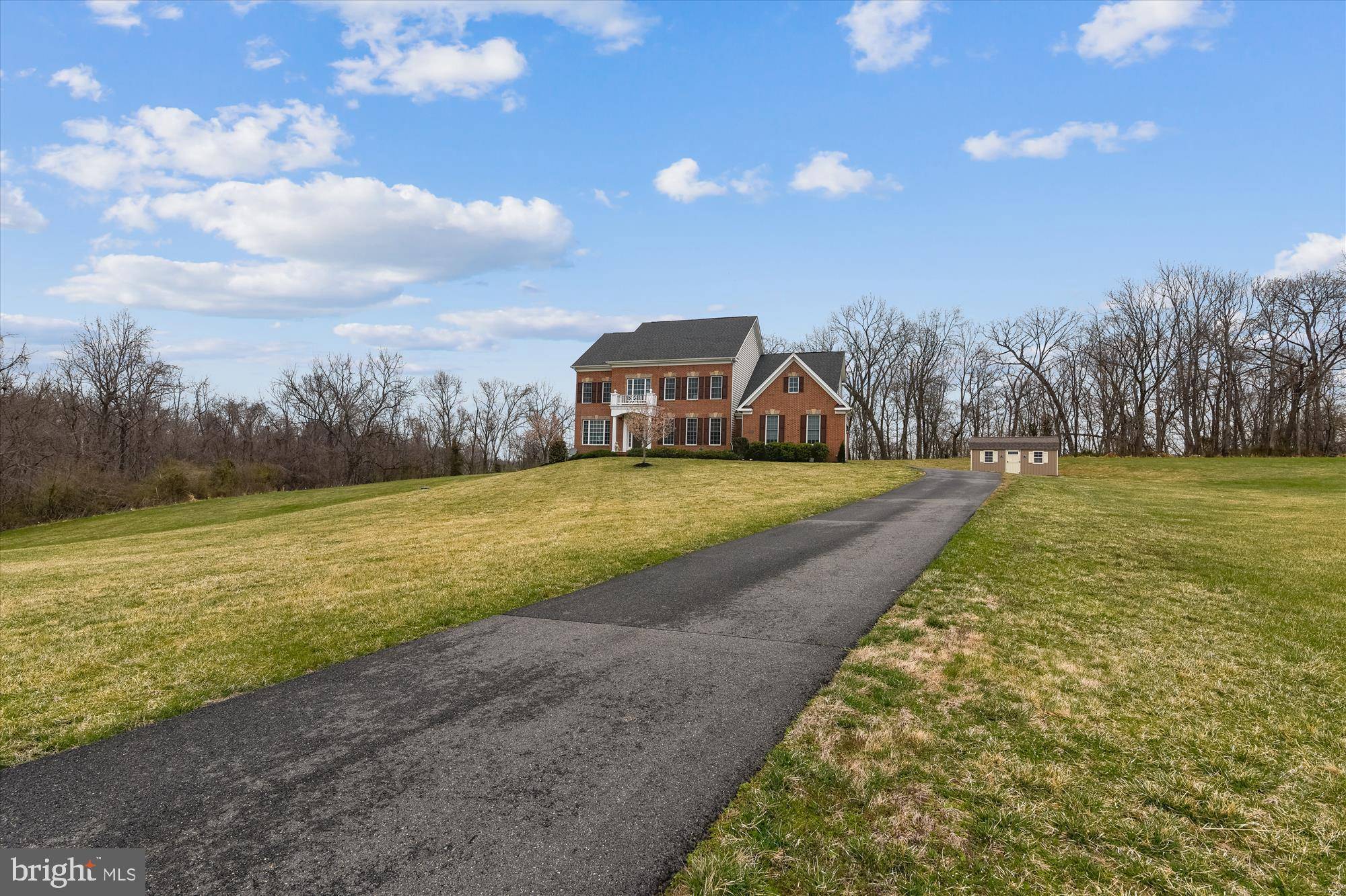 Hamilton, VA 20158,15910 WATERFORD CREEK CIR