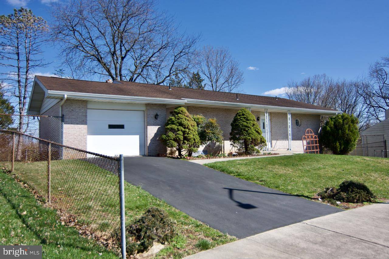 Reading, PA 19606,35 POPLAR DR