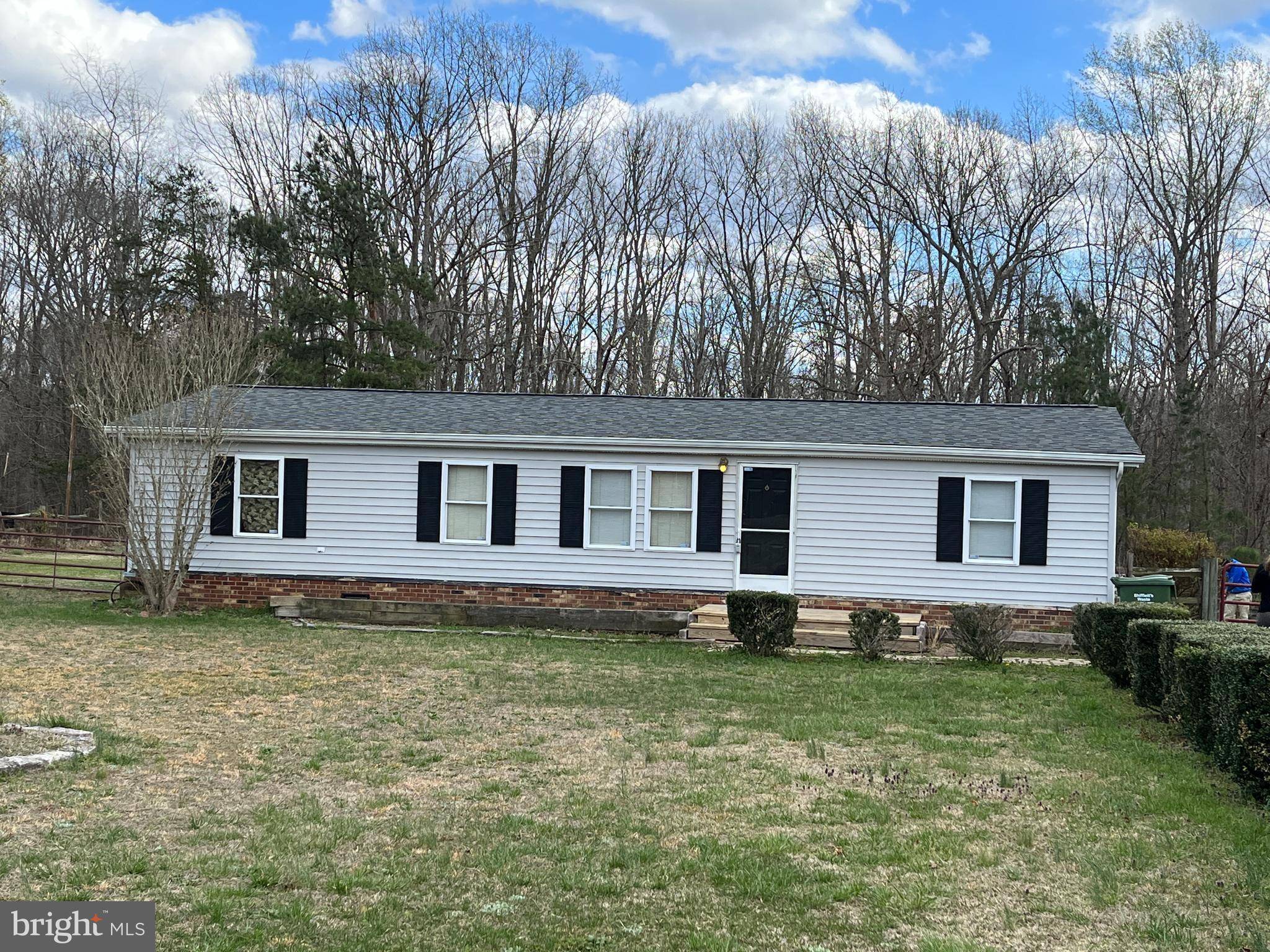 Fredericksburg, VA 22407,9716 RAPIDAN DR