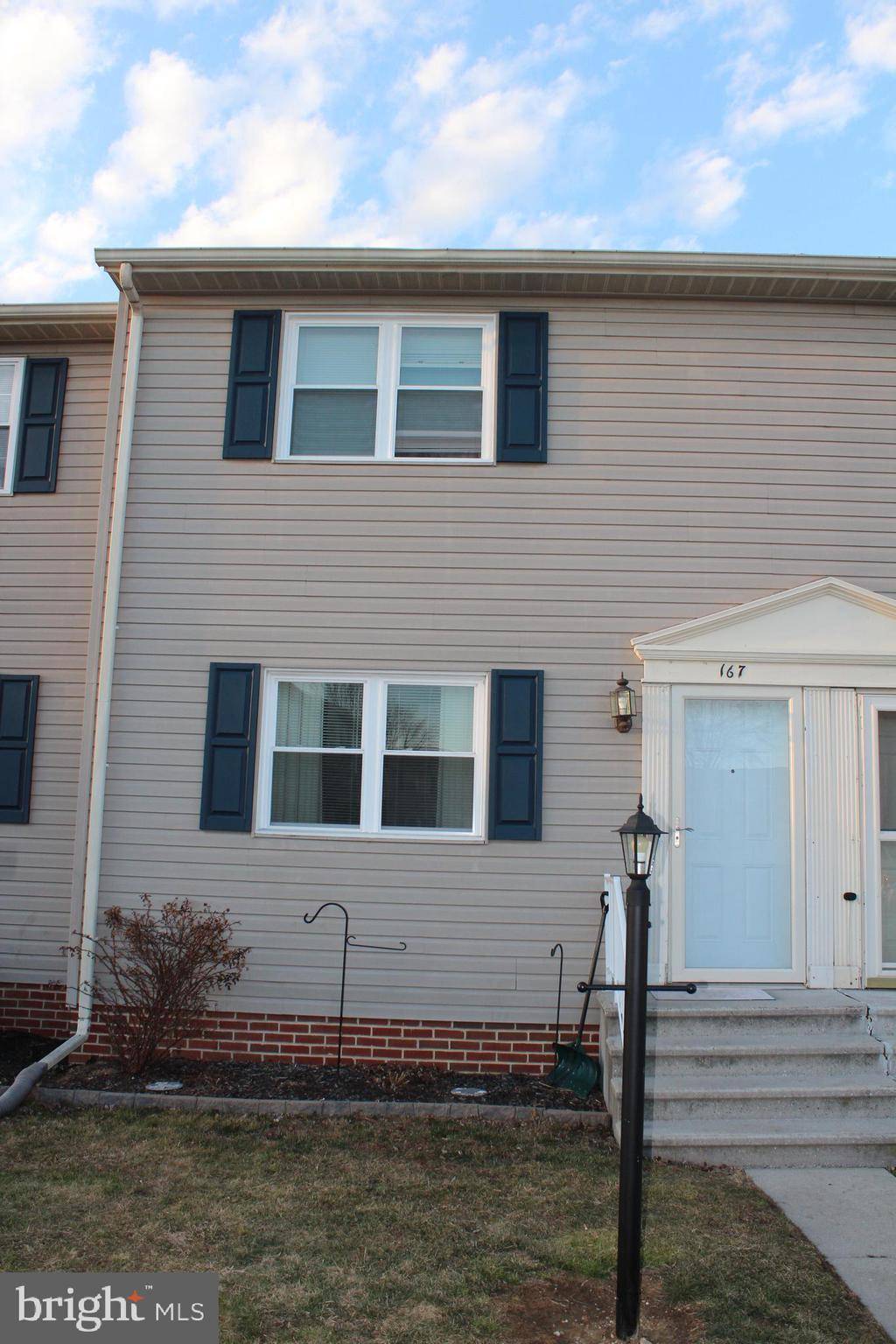 Hanover, PA 17331,167 CENTER ST #167