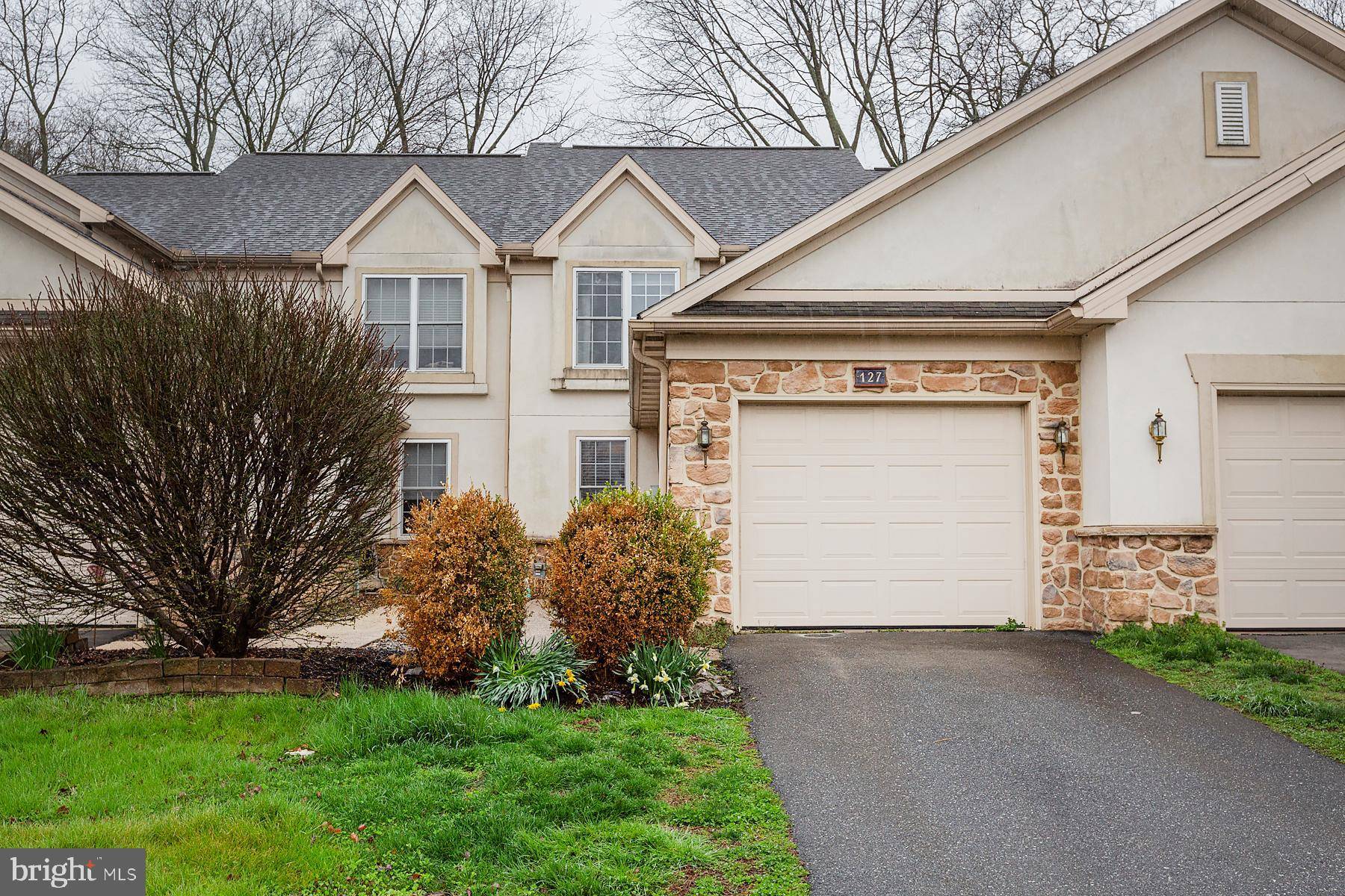 Millersville, PA 17551,127 CREEKGATE CT