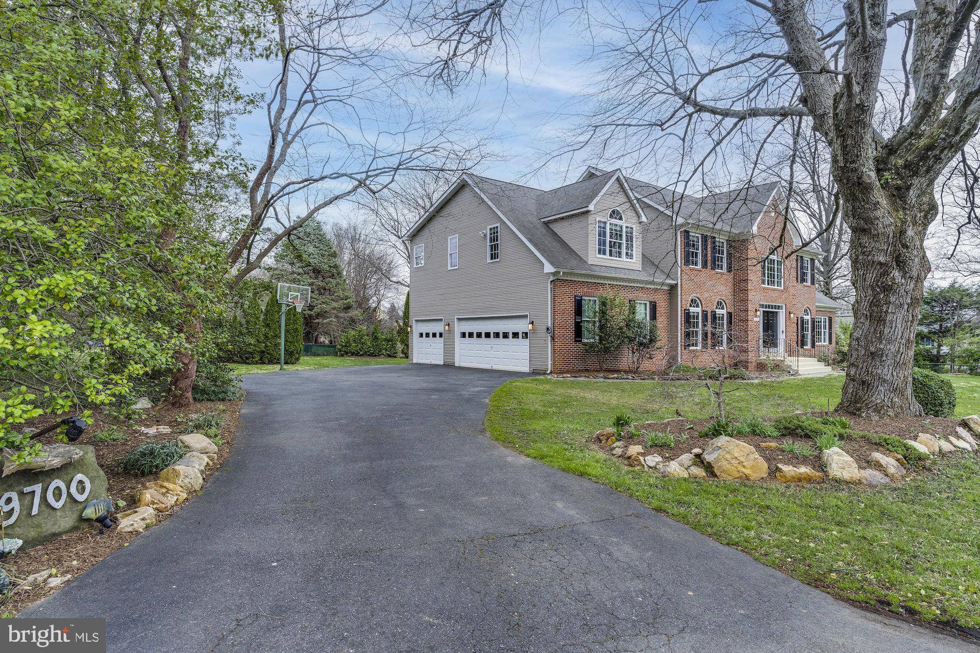 Vienna, VA 22181,9700 FLINT HILL CT