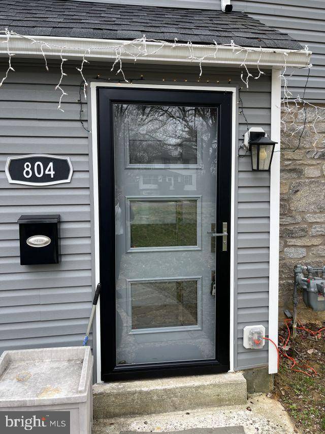 Secane, PA 19018,804 GREEN LN