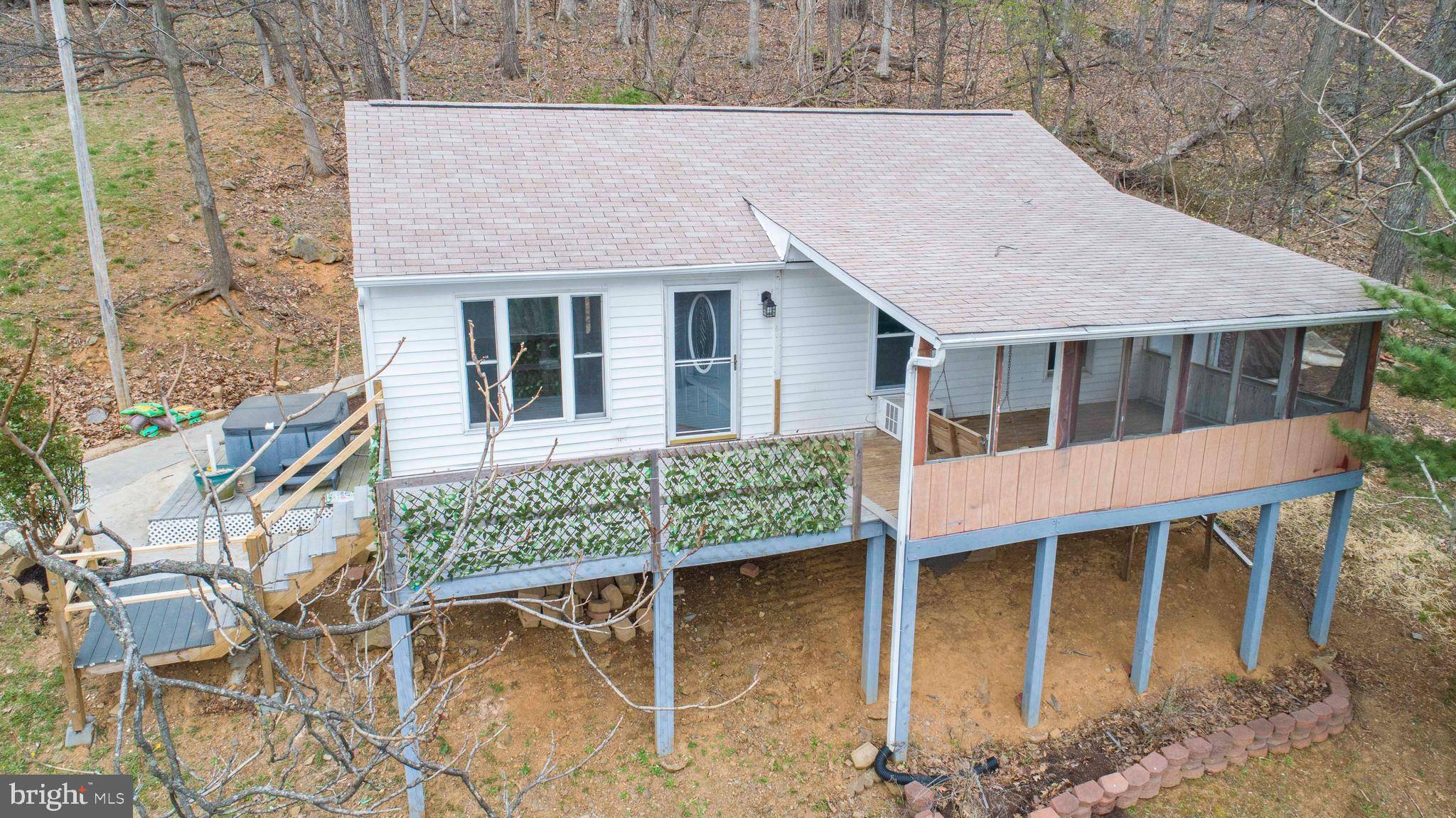 Linden, VA 22642,507 JONATHAN RD