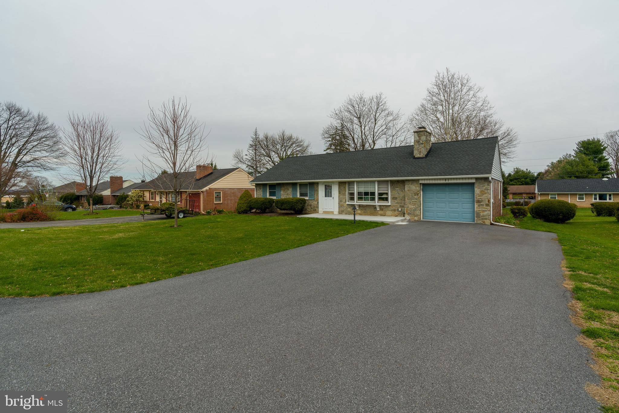 Lancaster, PA 17602,81 HIGHLAND DR