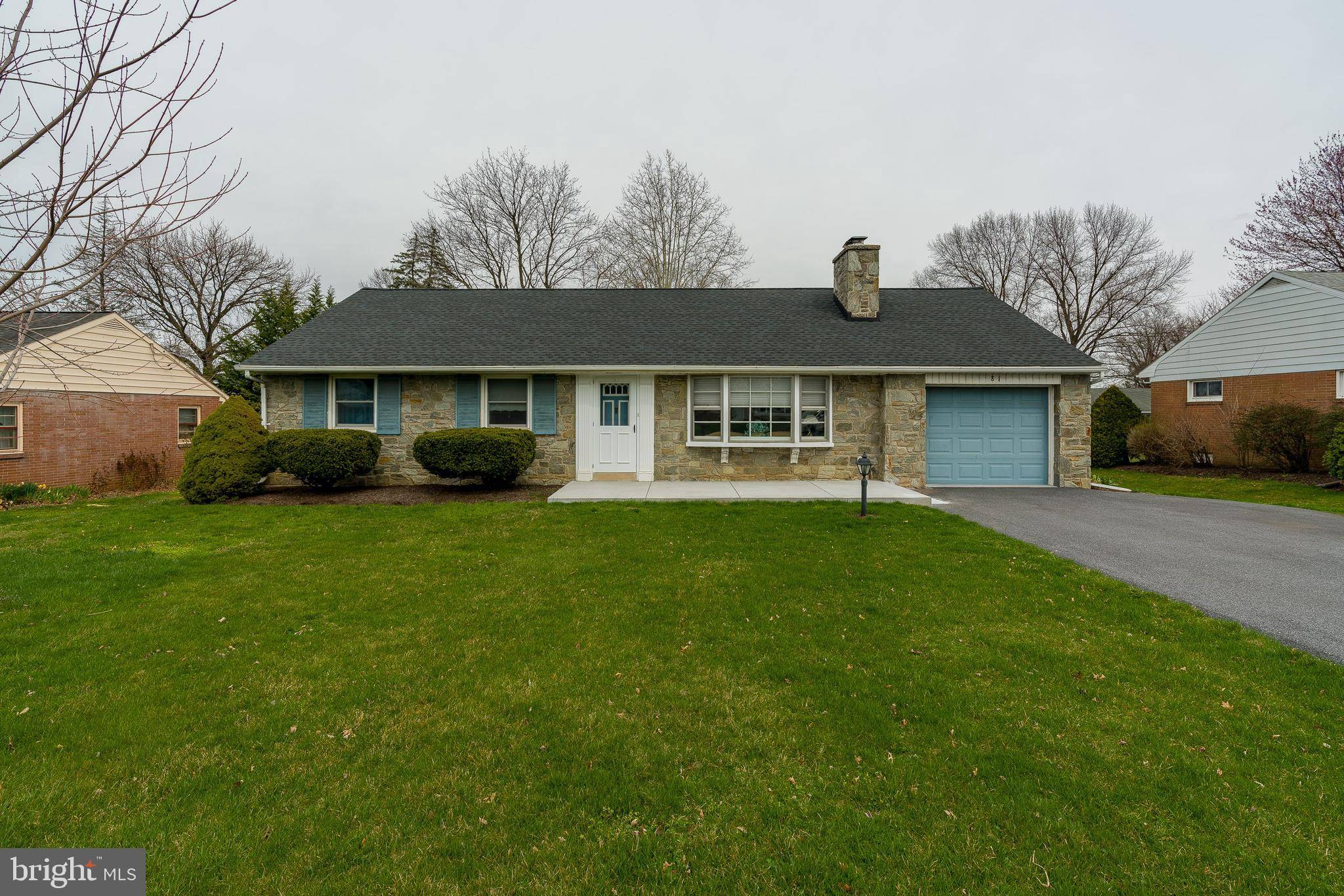 Lancaster, PA 17602,81 HIGHLAND DR